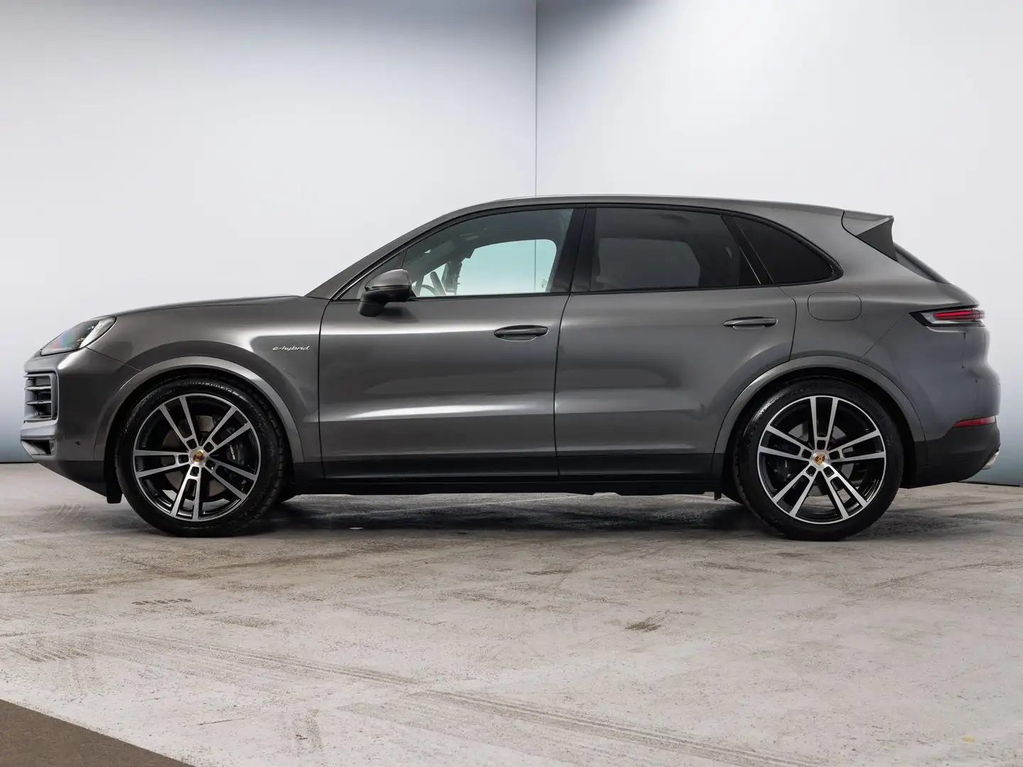 Porsche Cayenne E-Hybrid Grau - 2