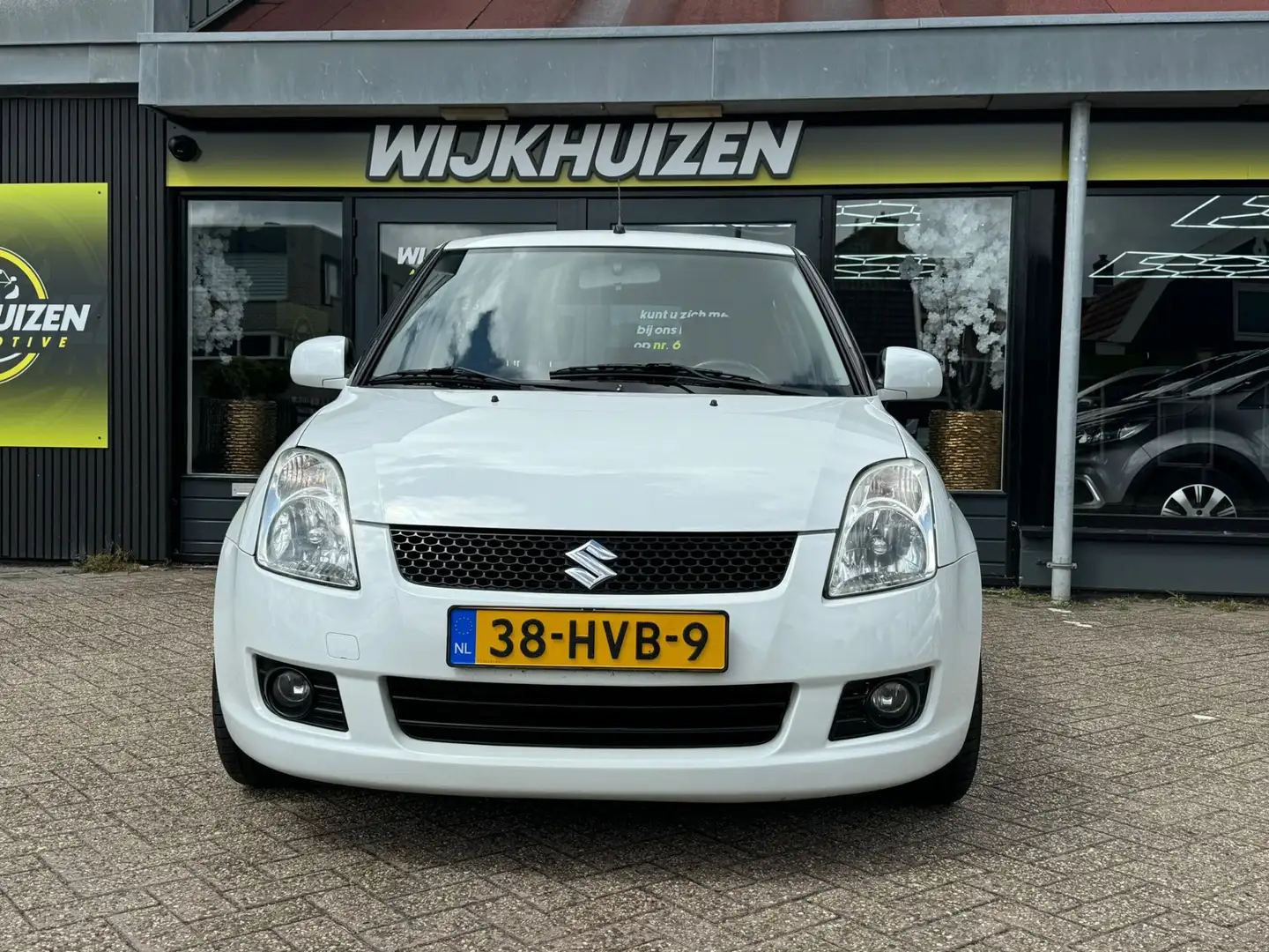 Suzuki Swift 1.5 Exclusive Automaat met Airco !!! 16 inch !!! N Wit - 2