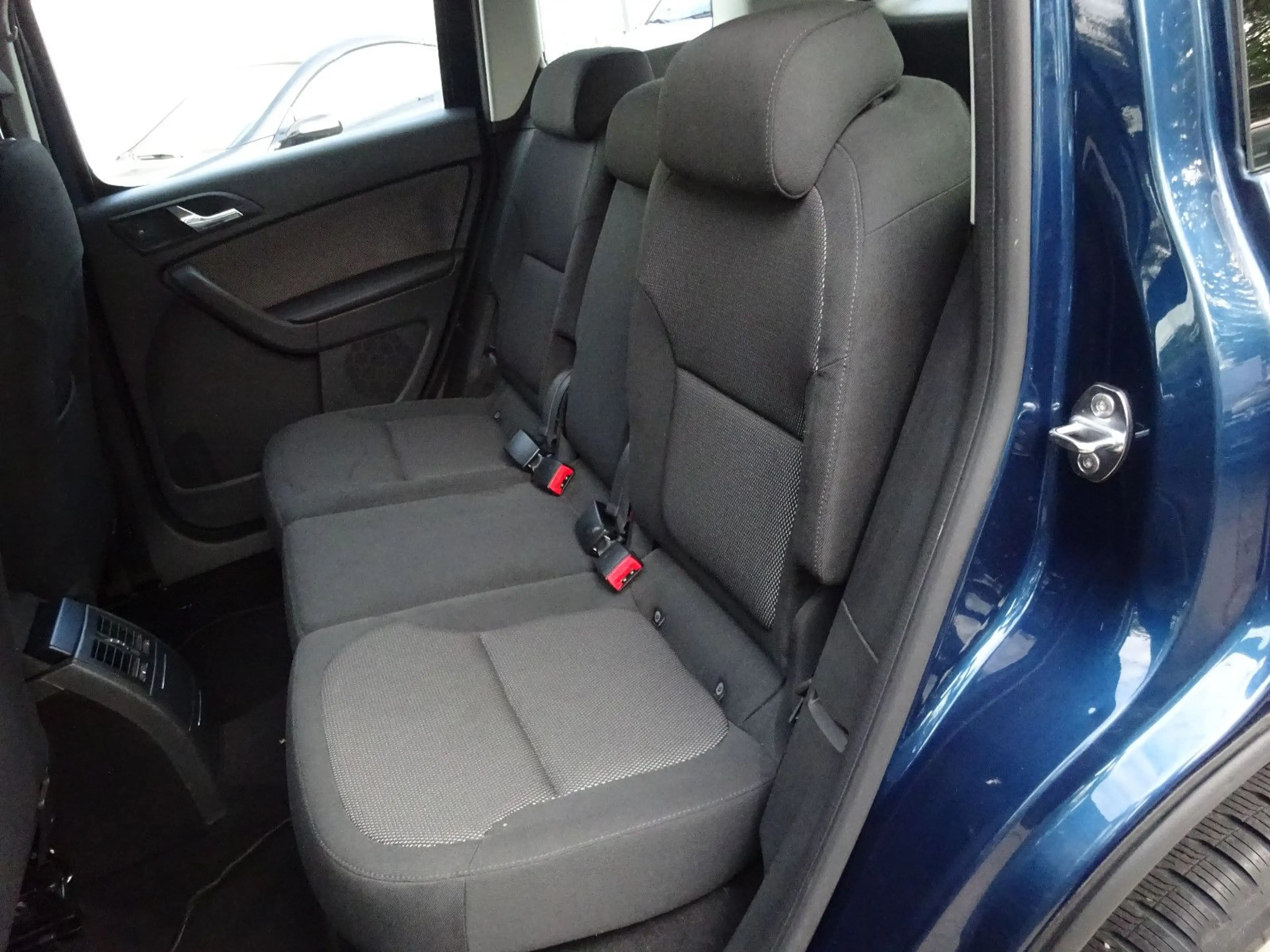 Skoda Yeti Basis /2-Hand / Klimaanlage / Neu Steuerket — photo 10