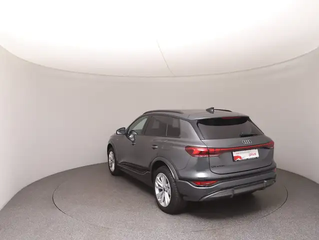 Audi Q6 E-Tron view 5