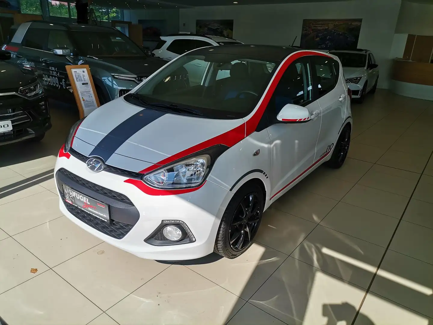 Hyundai i10 1.2 FIFA World Cup Edition SHZ|Klima Wit - 2