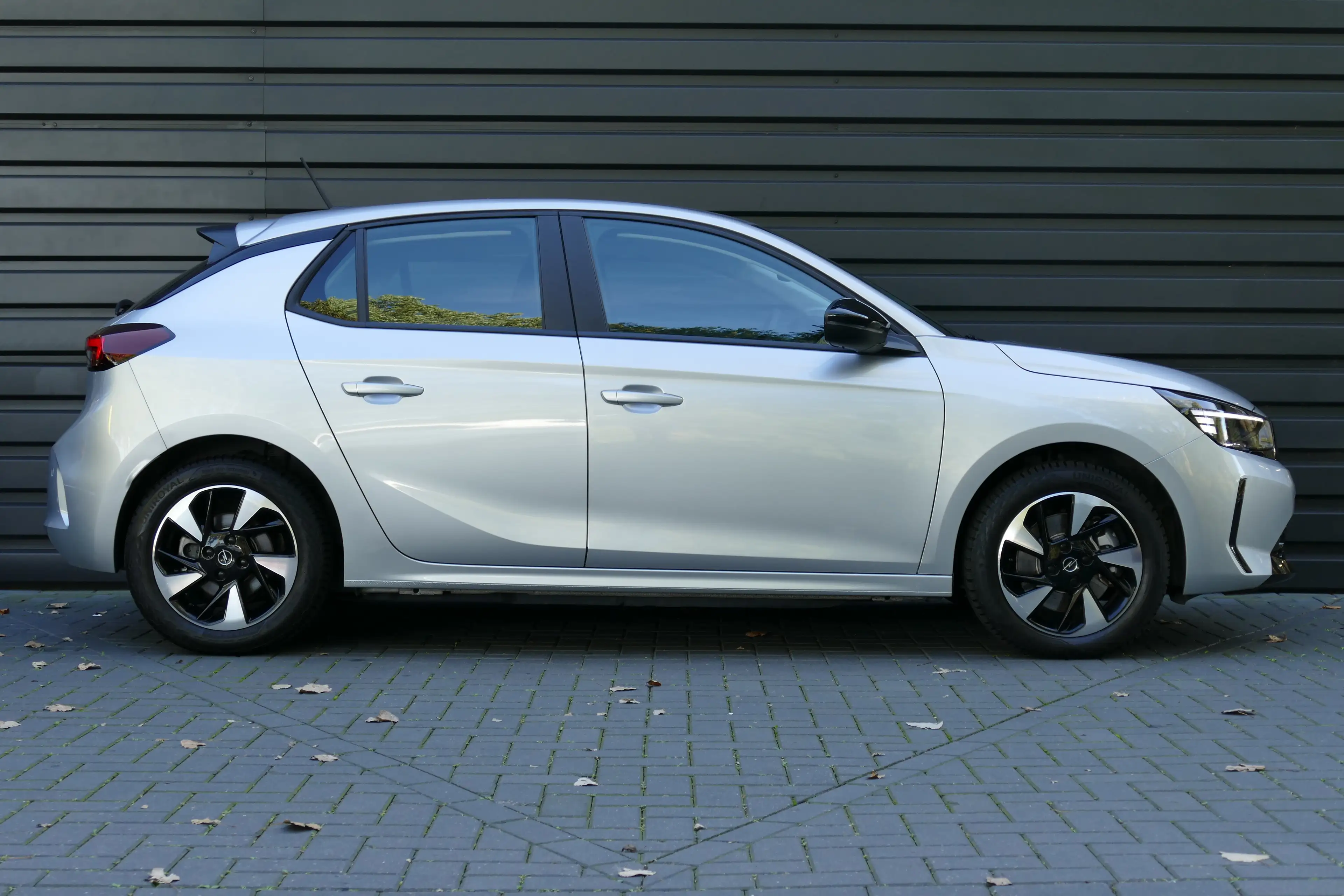 Opel Corsa-e EV 50KWH 136PK EDITION / NAVI / CLIMA / 16" LMV / — photo 3