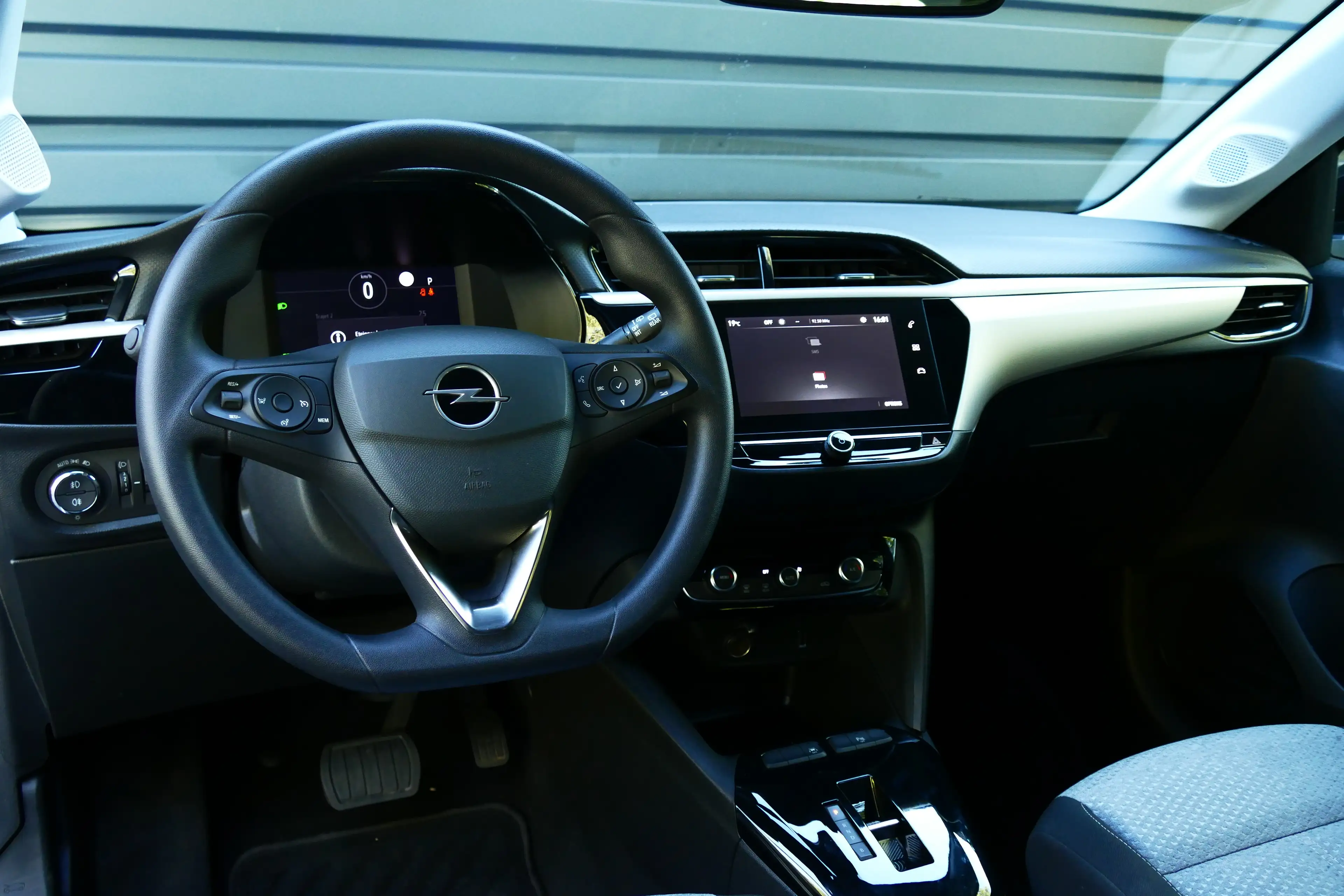 Opel Corsa-e EV 50KWH 136PK EDITION / NAVI / CLIMA / 16" LMV / — photo 13