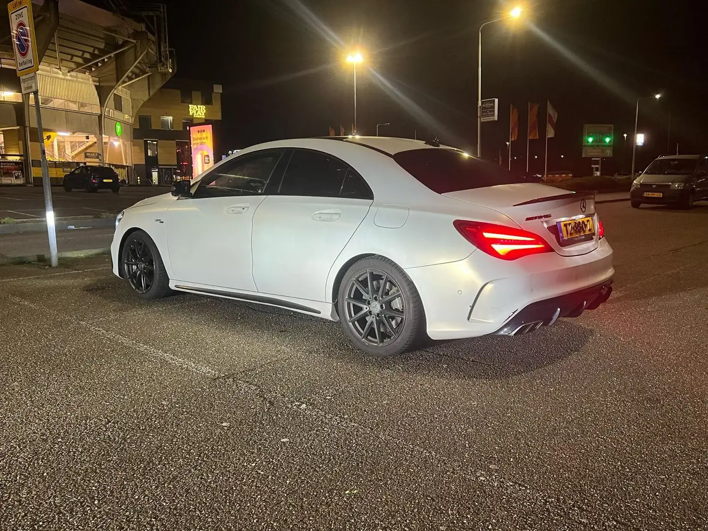 Mercedes-Benz CLA 45 AMG CLA 45 AMG 4M. Amb. Bílá - 2