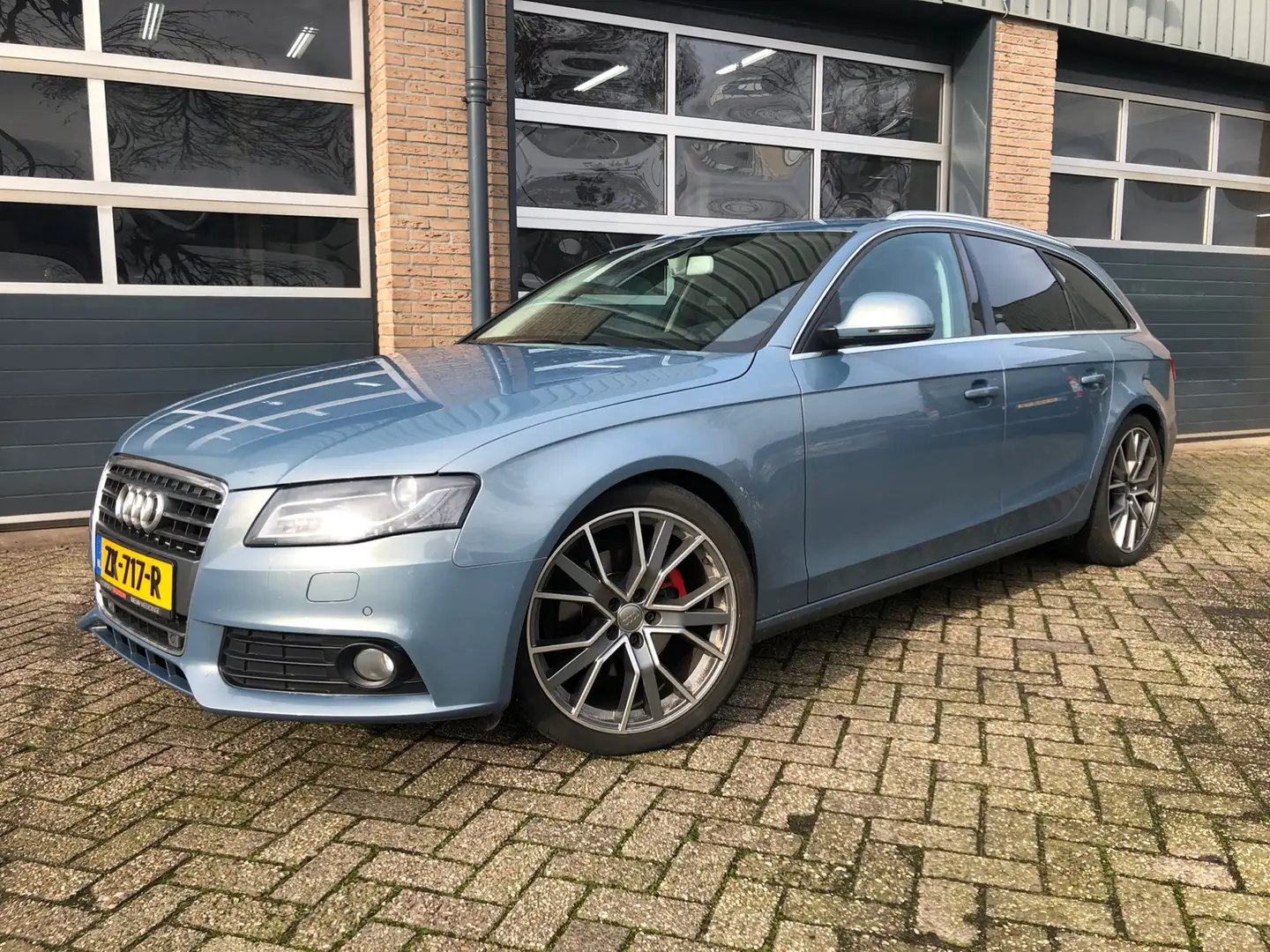Audi A4 Avant 1.8 Turbo automaat S-Line B&O Bleu - 1