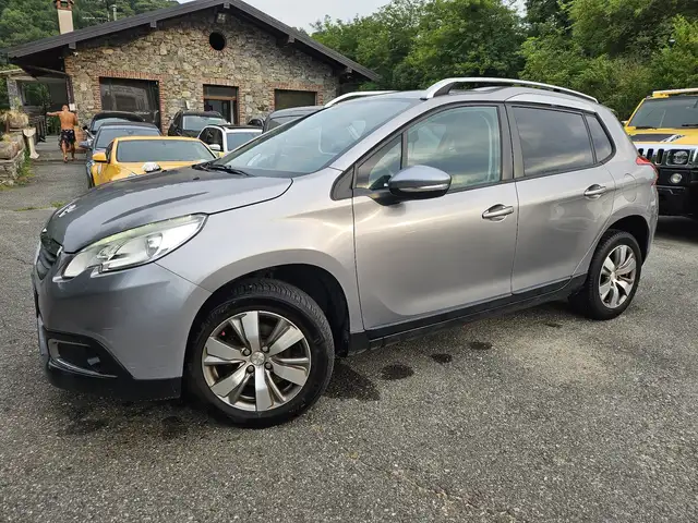 Peugeot 2008 view 2