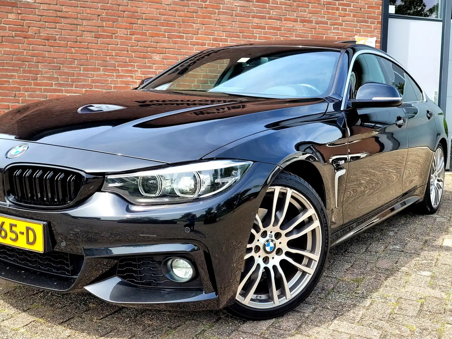 BMW 420 4-serie Gran Coupé 420i M-sport, Dak, Camera, Carp Zwart - 2