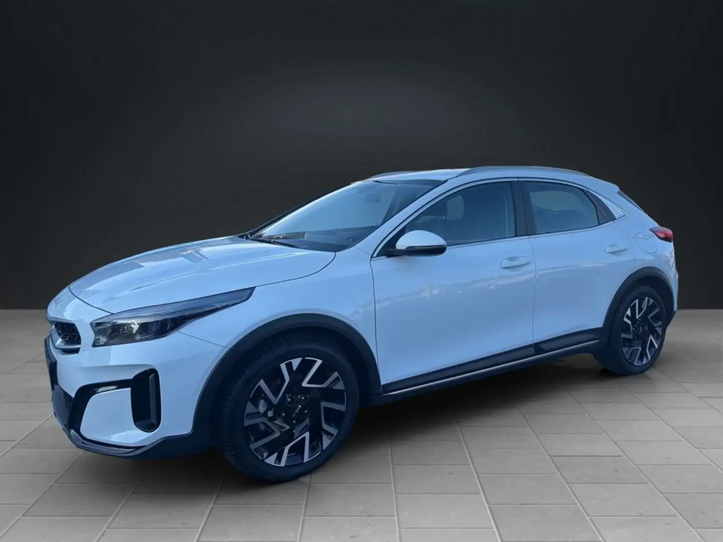 Kia XCeed 1.5 DCT Spirit Navi LED SHZ HDA DAB+ Bianco - 2