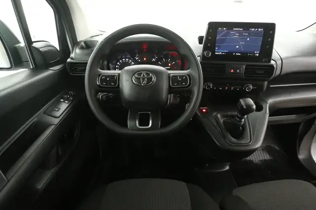 Toyota Proace City view 2