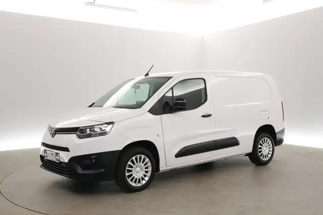 Toyota Proace City view 8