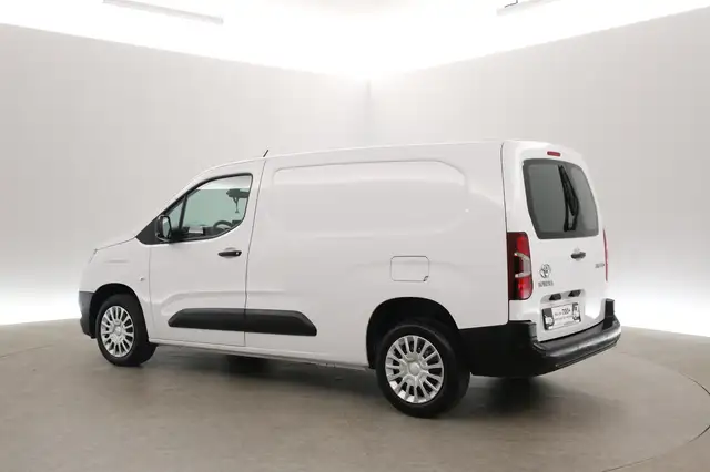 Toyota Proace City view 4