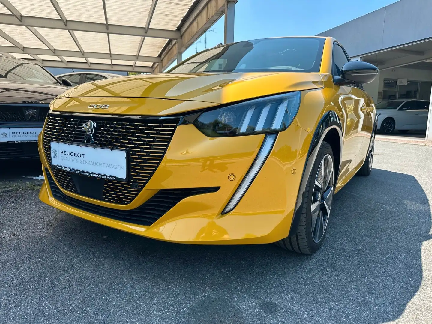 Peugeot 208 Elektromotor 136 GT Keyless, LED, Navi, uvm. Gelb - 2