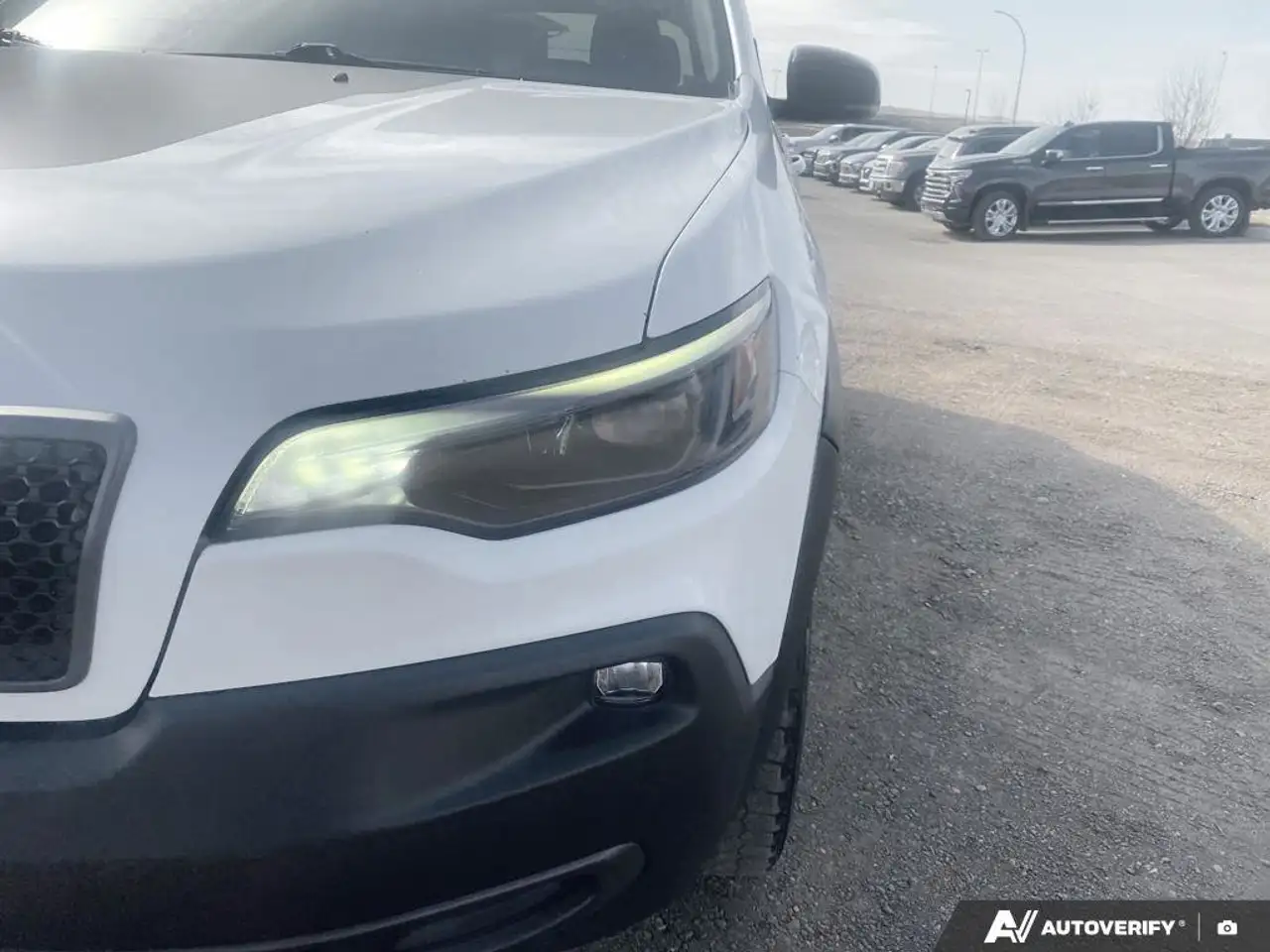 Jeep Cherokee снимка Jeep Cherokee