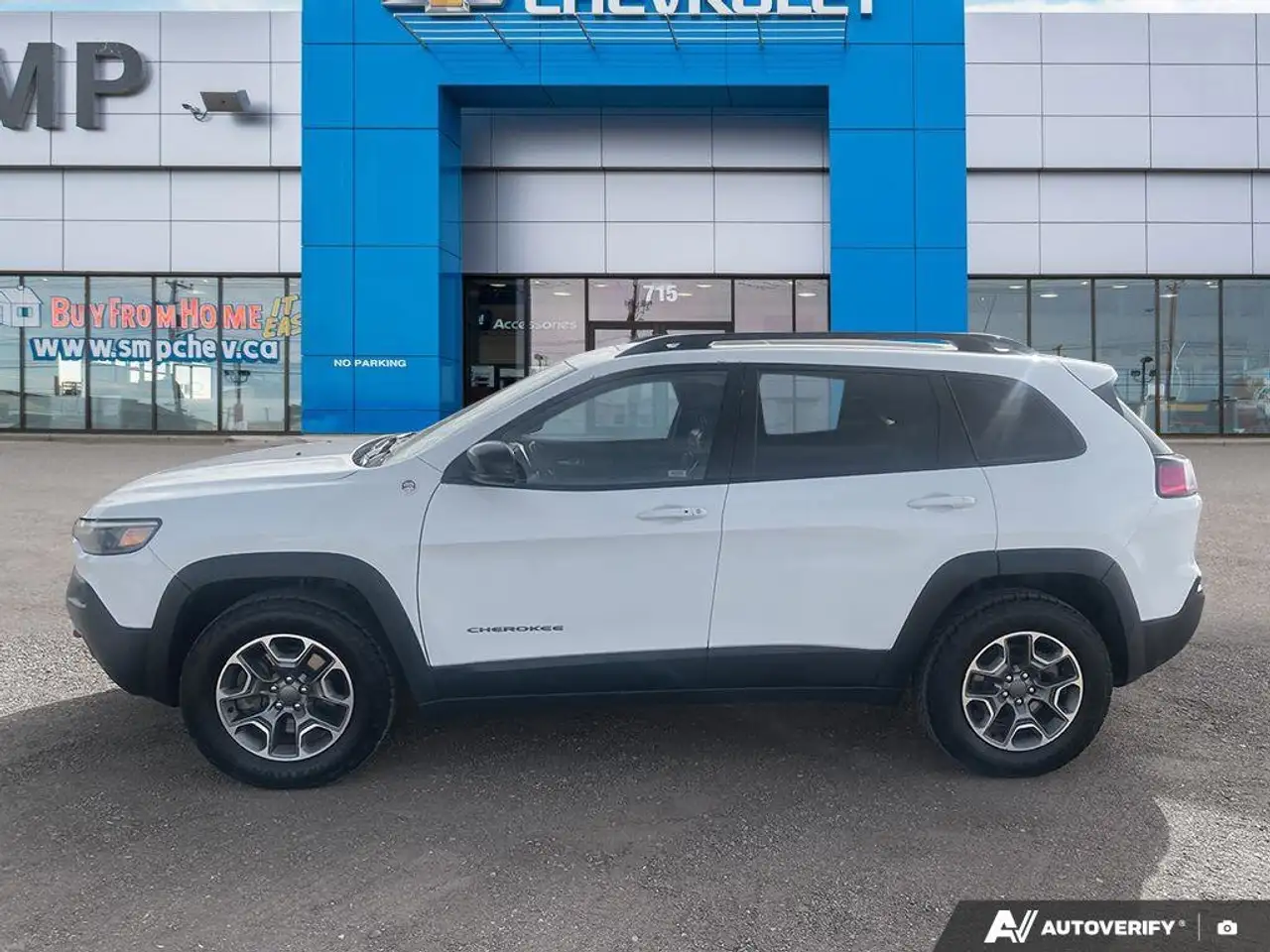 Jeep Cherokee снимка Jeep Cherokee