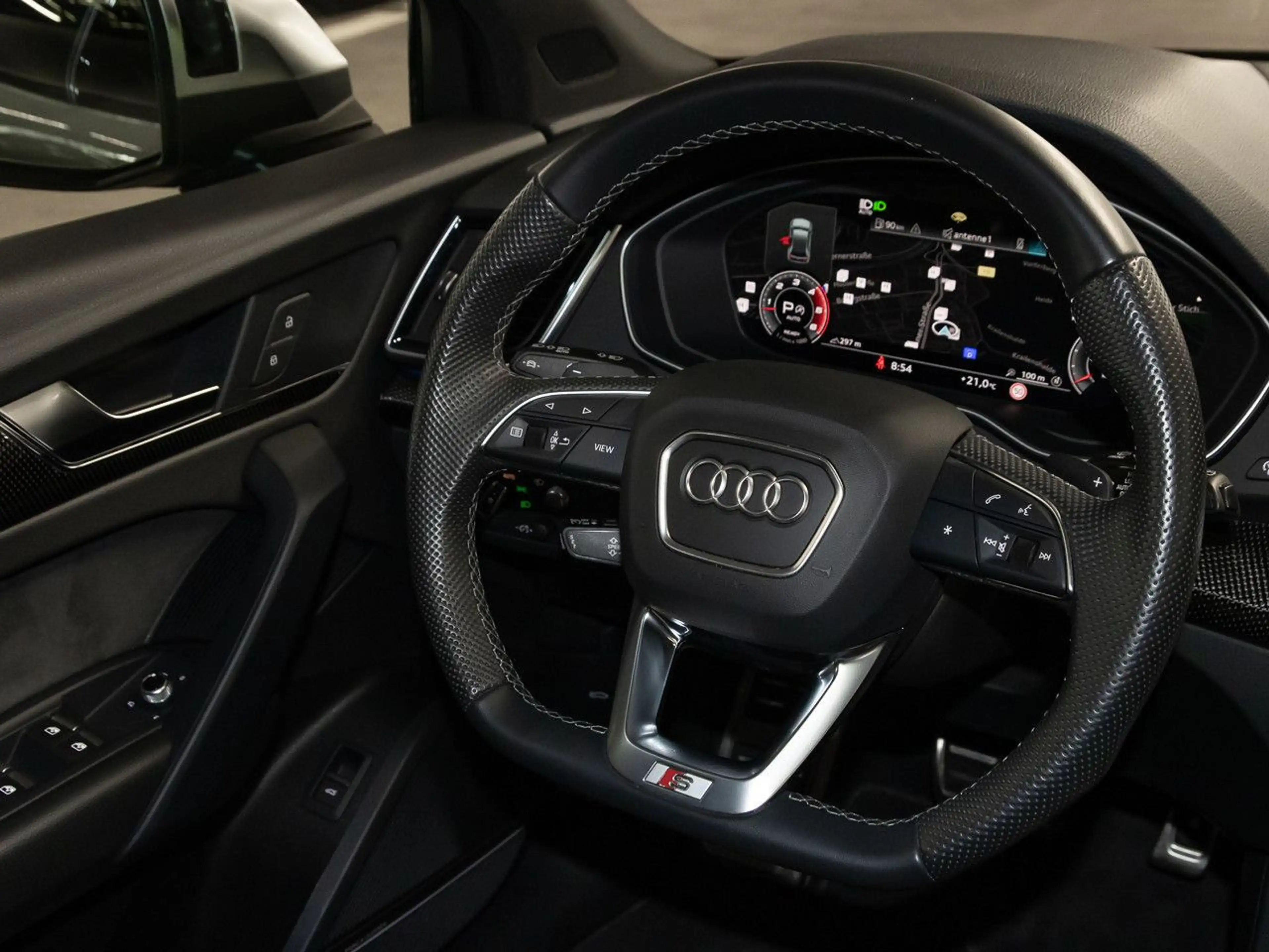 Audi SQ5 TDI quattro Pano Matrix HeadUp AHK B&O — photo 14