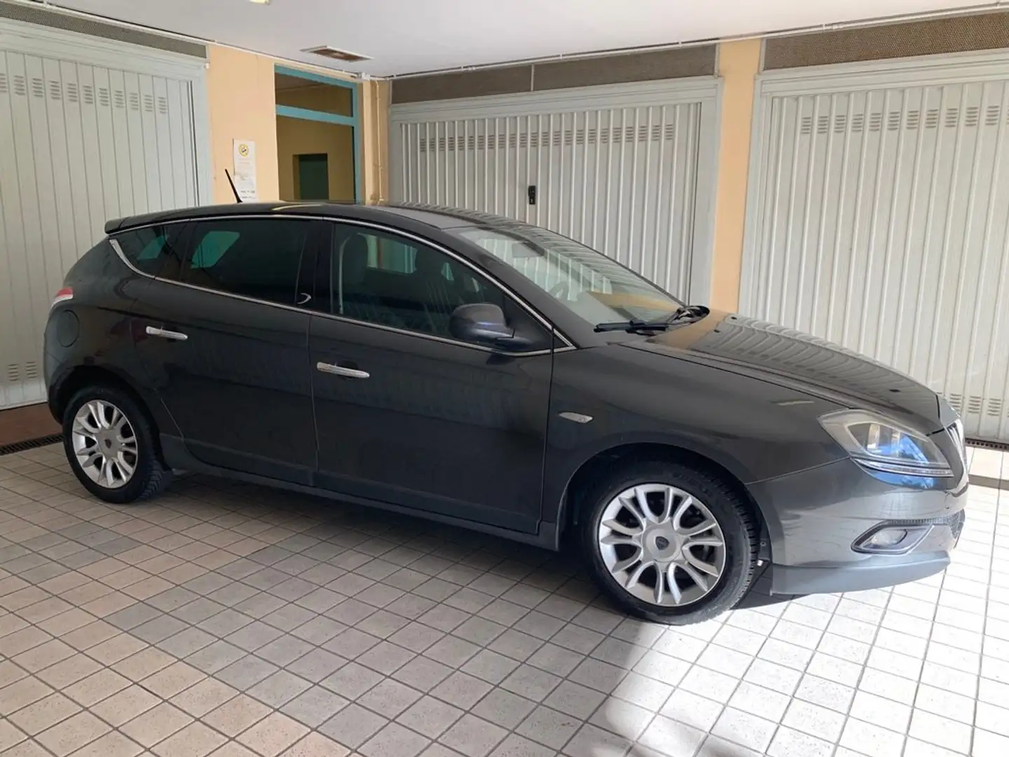Lancia Delta Delta III 2008 1.4 tjt Oro 120cv Grigio - 1