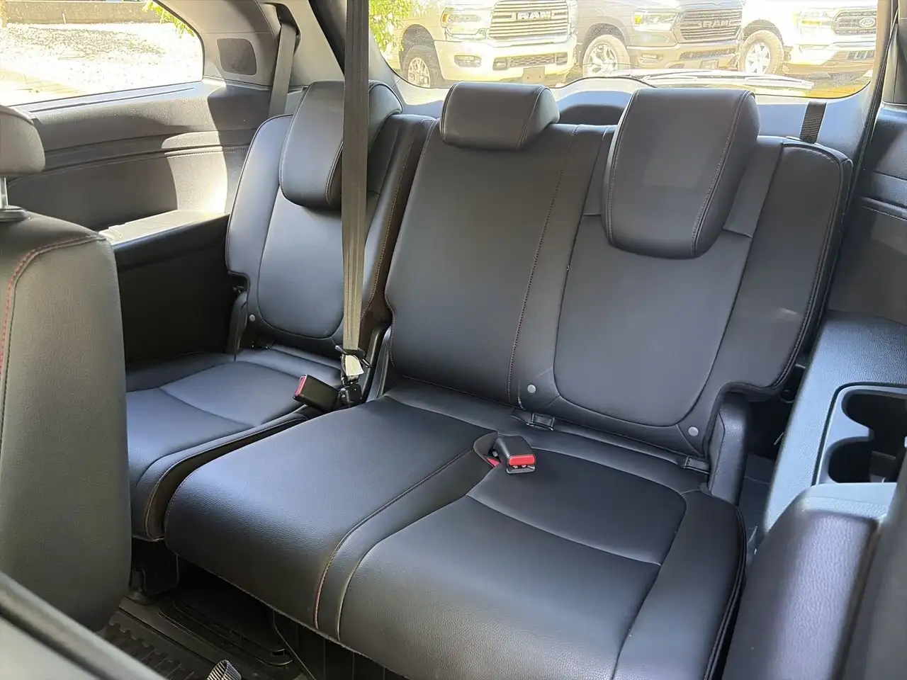 Honda Odyssey снимка Honda Odyssey