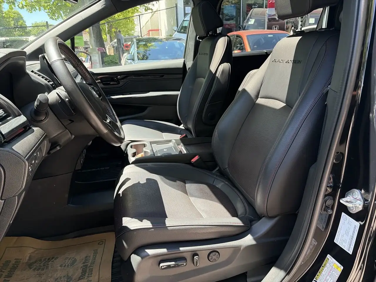 Honda Odyssey снимка Honda Odyssey