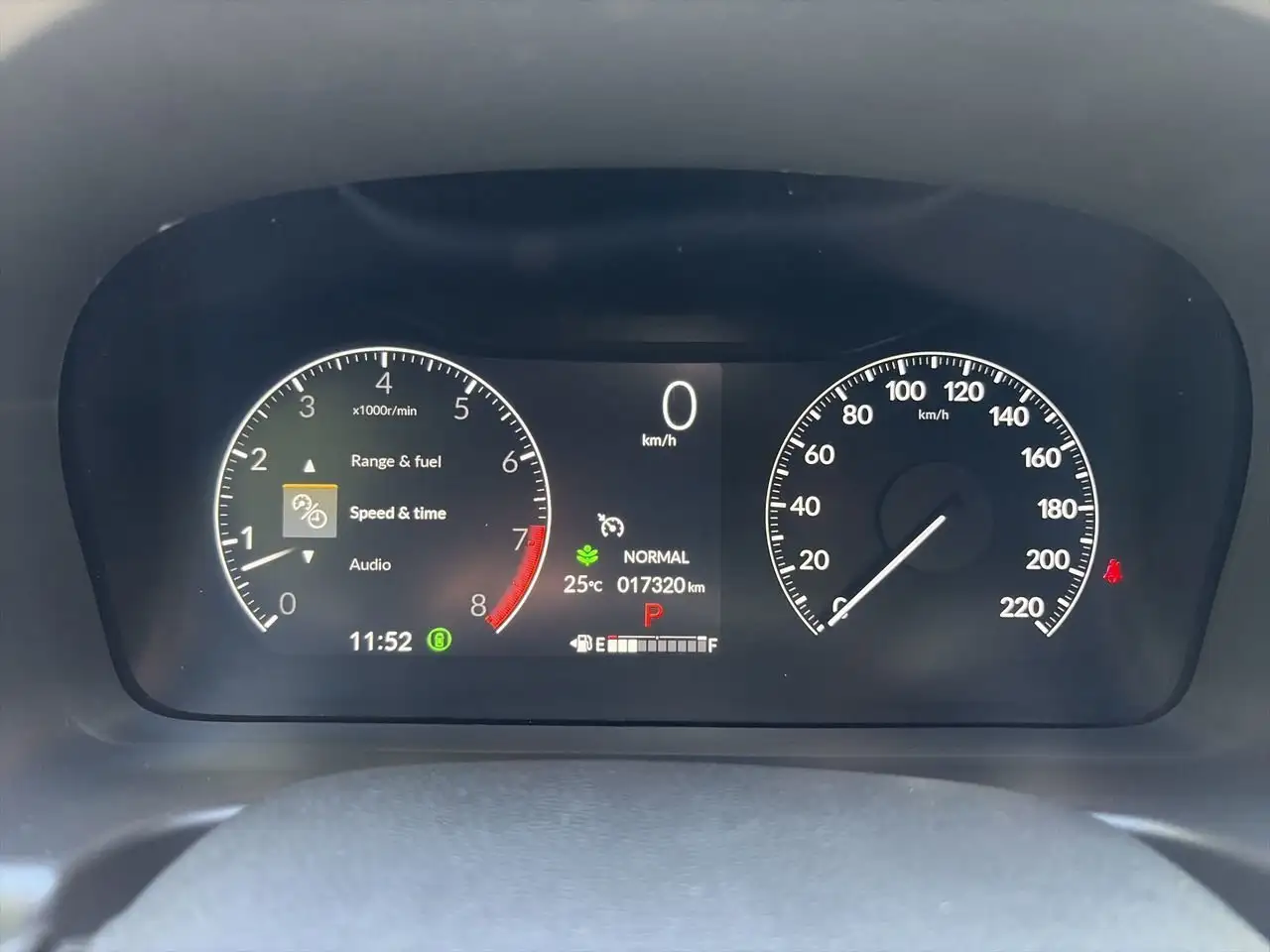 Honda Odyssey снимка Honda Odyssey