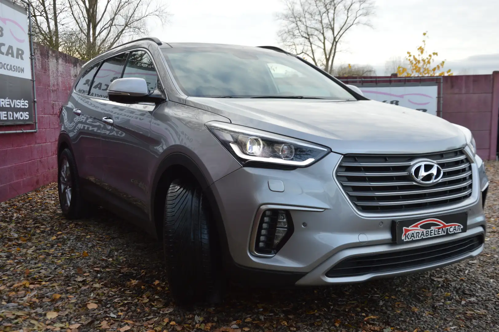 Hyundai Grand Santa Fe 2.2CRDi 4WD Executive BOITE AUT 7PL FULL 43.898KM Gris - 2