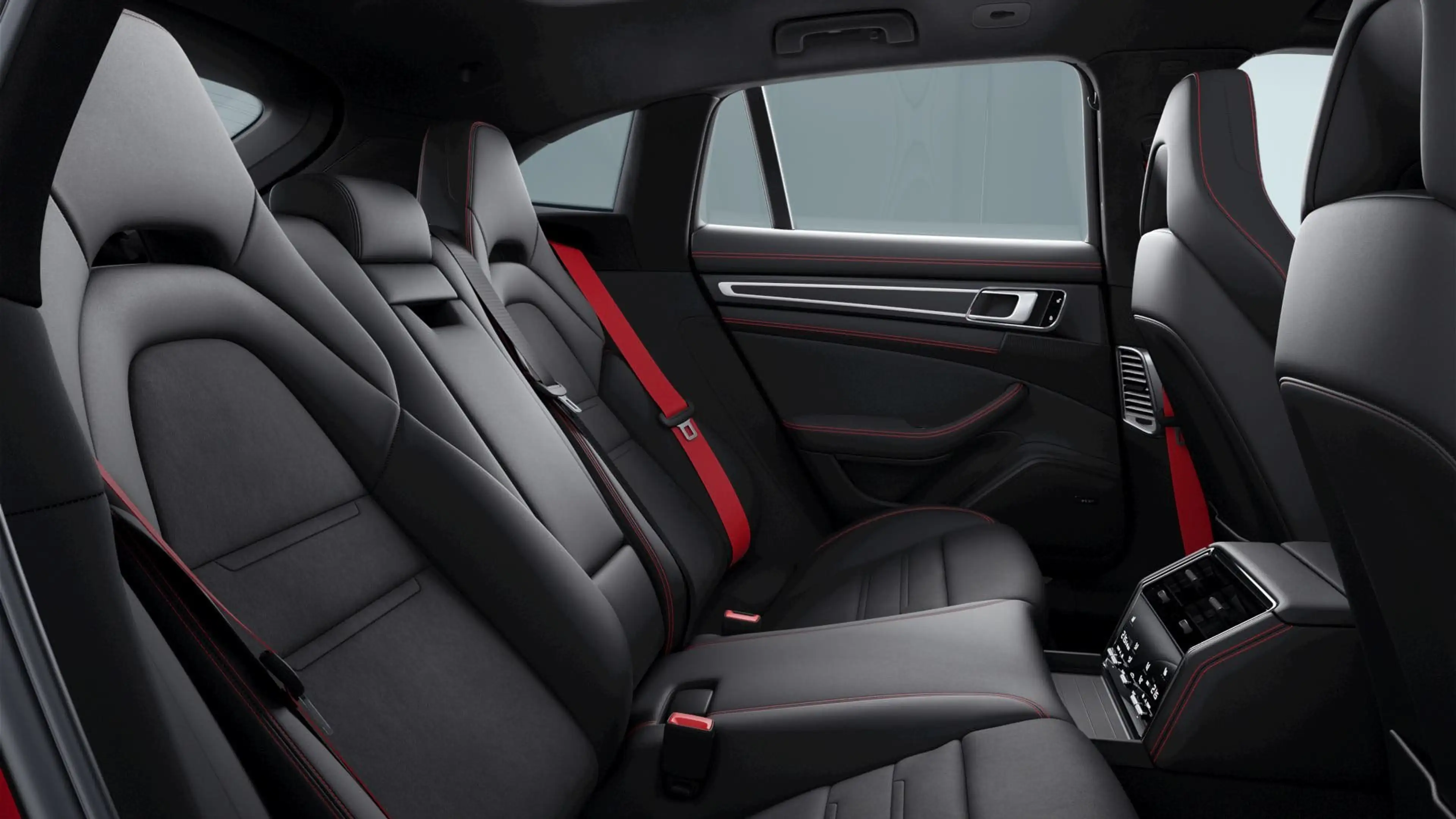 Porsche Panamera GTS Sport Turismo — photo 7