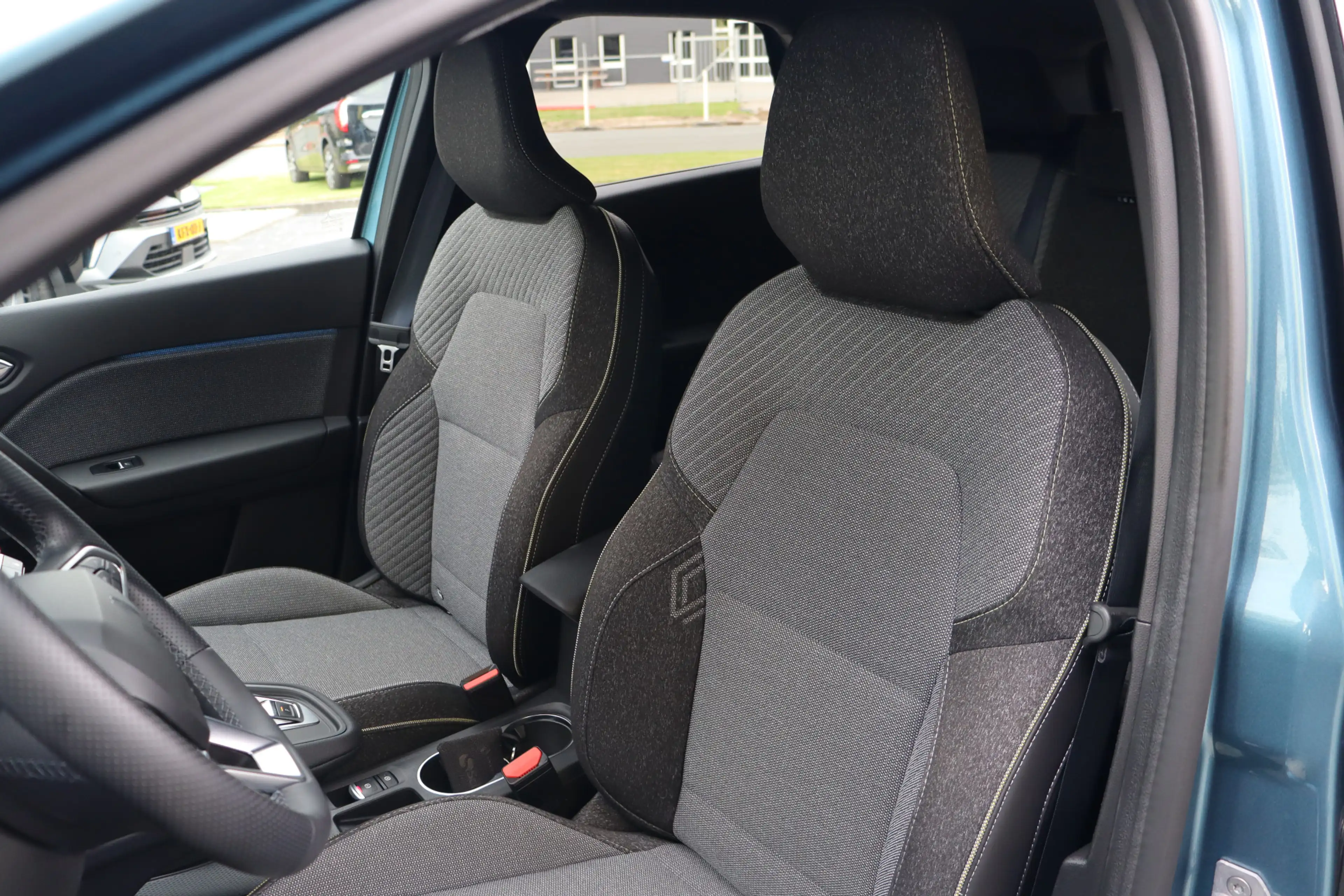 Renault Symbioz 1.6 E-Tech full hybrid 145 techno HEV | Adap. Crui — photo 8