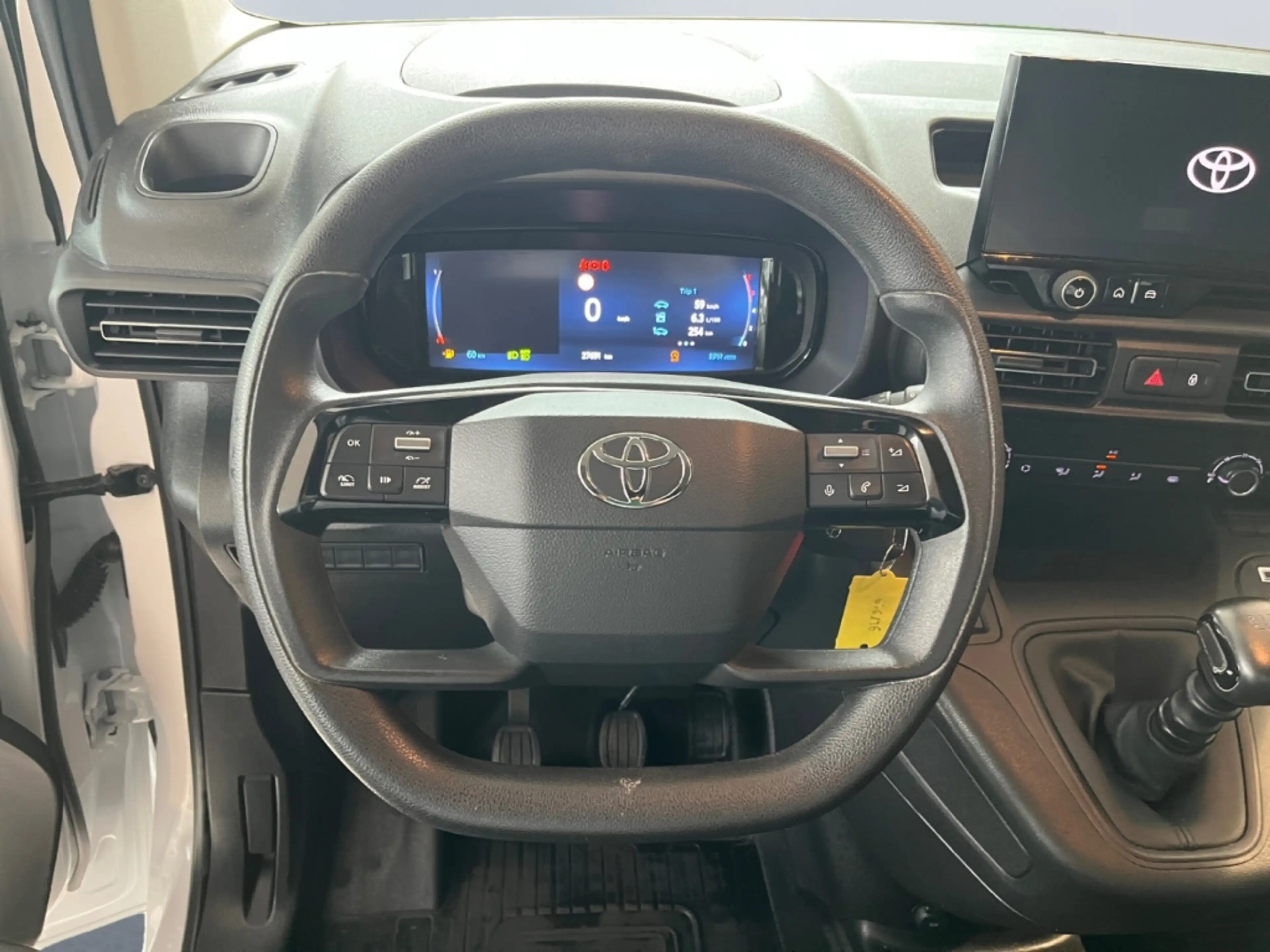 Toyota Proace City 1.5 D-4D L1 Meister *CarPlay*Navi*PDC* — photo 12