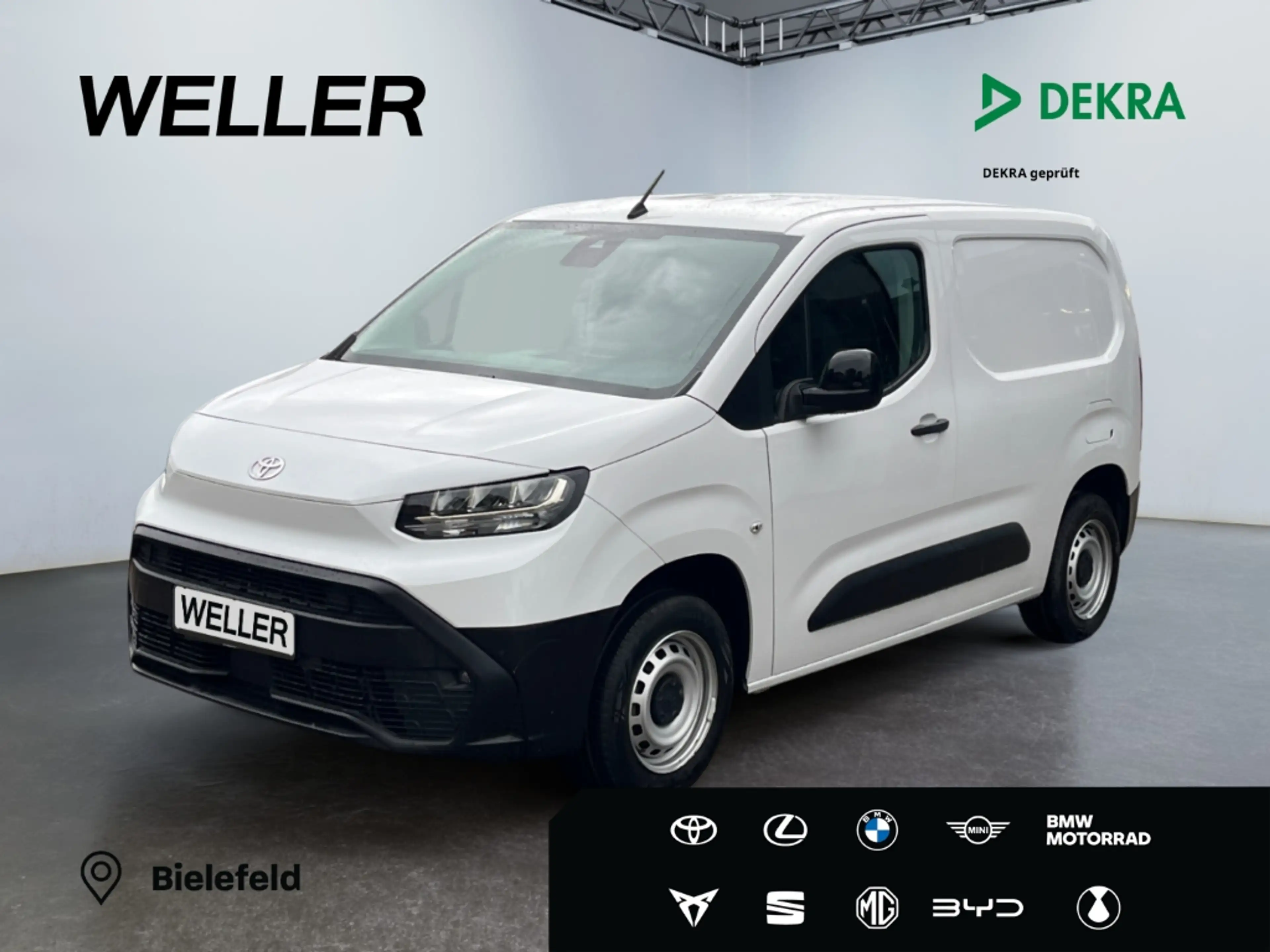 Toyota Proace City 1.5 D-4D L1 Meister *CarPlay*Navi*PDC*
