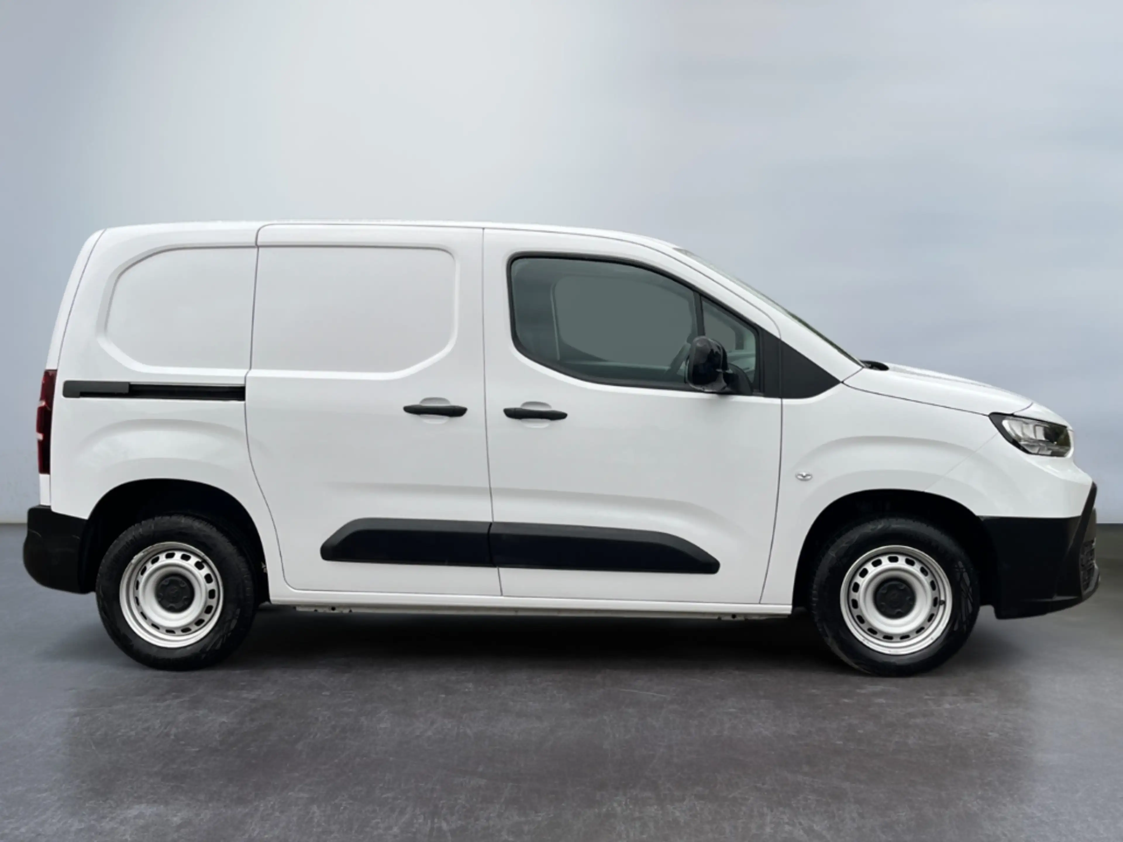 Toyota Proace City 1.5 D-4D L1 Meister *CarPlay*Navi*PDC* — photo 10