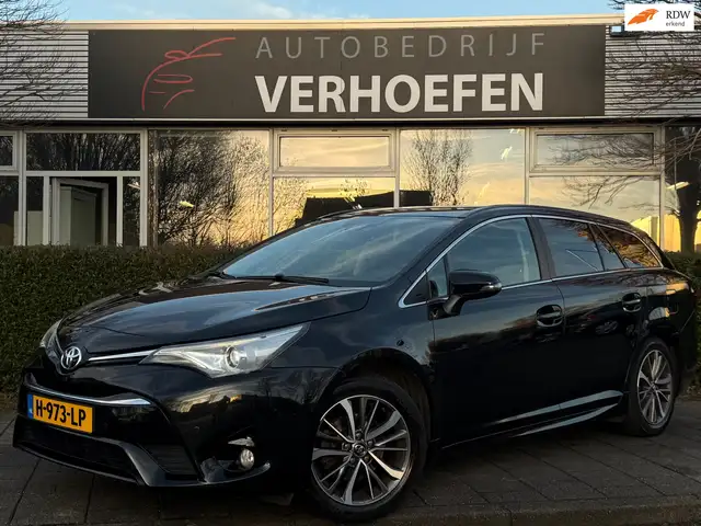Toyota Avensis Touring Sports 1.8 VVT-i Executive - AUTOMAAT - PA