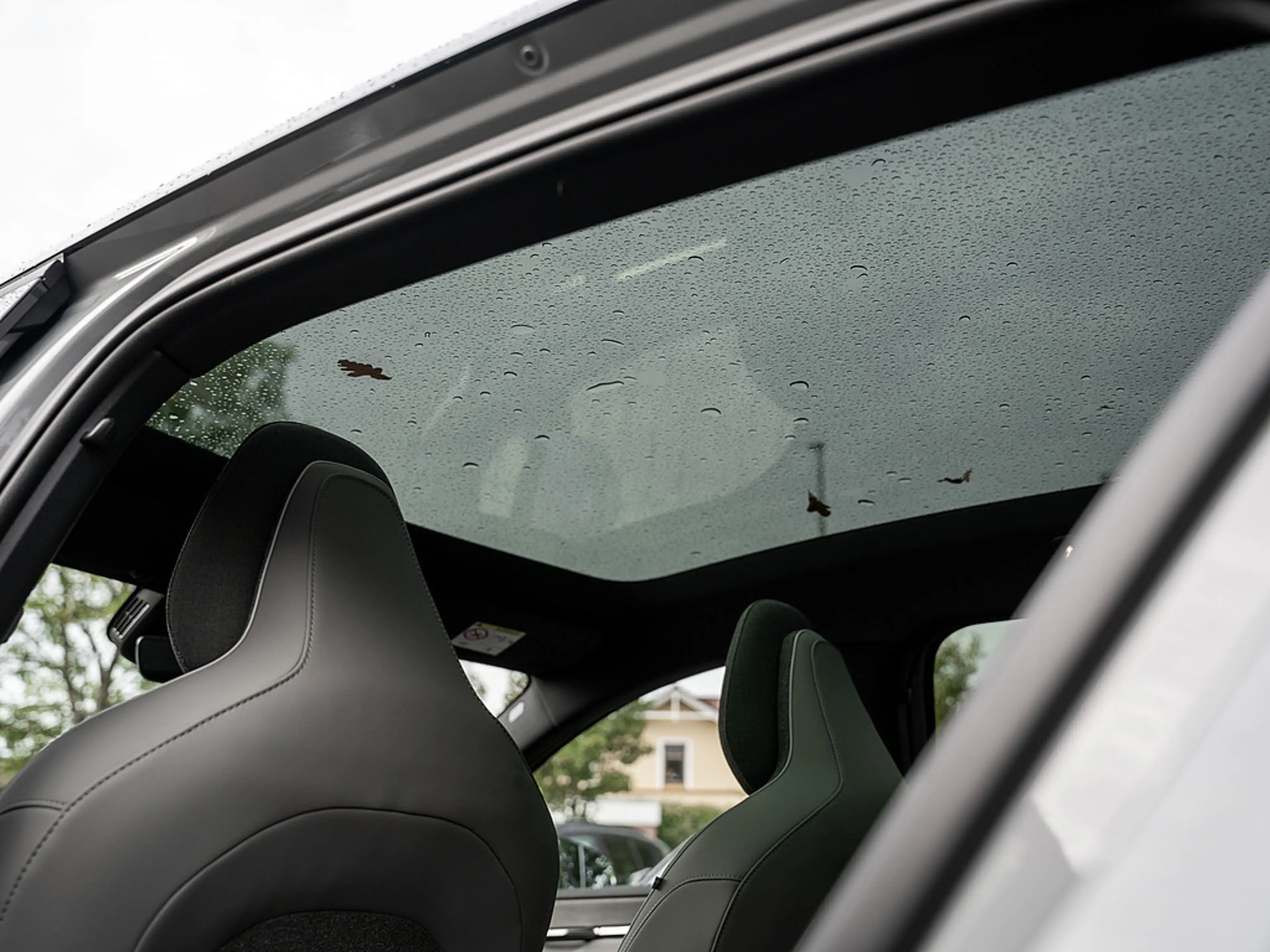 Volvo EX30 Extended Range Ultra 360° PANO LED ACC — photo 11