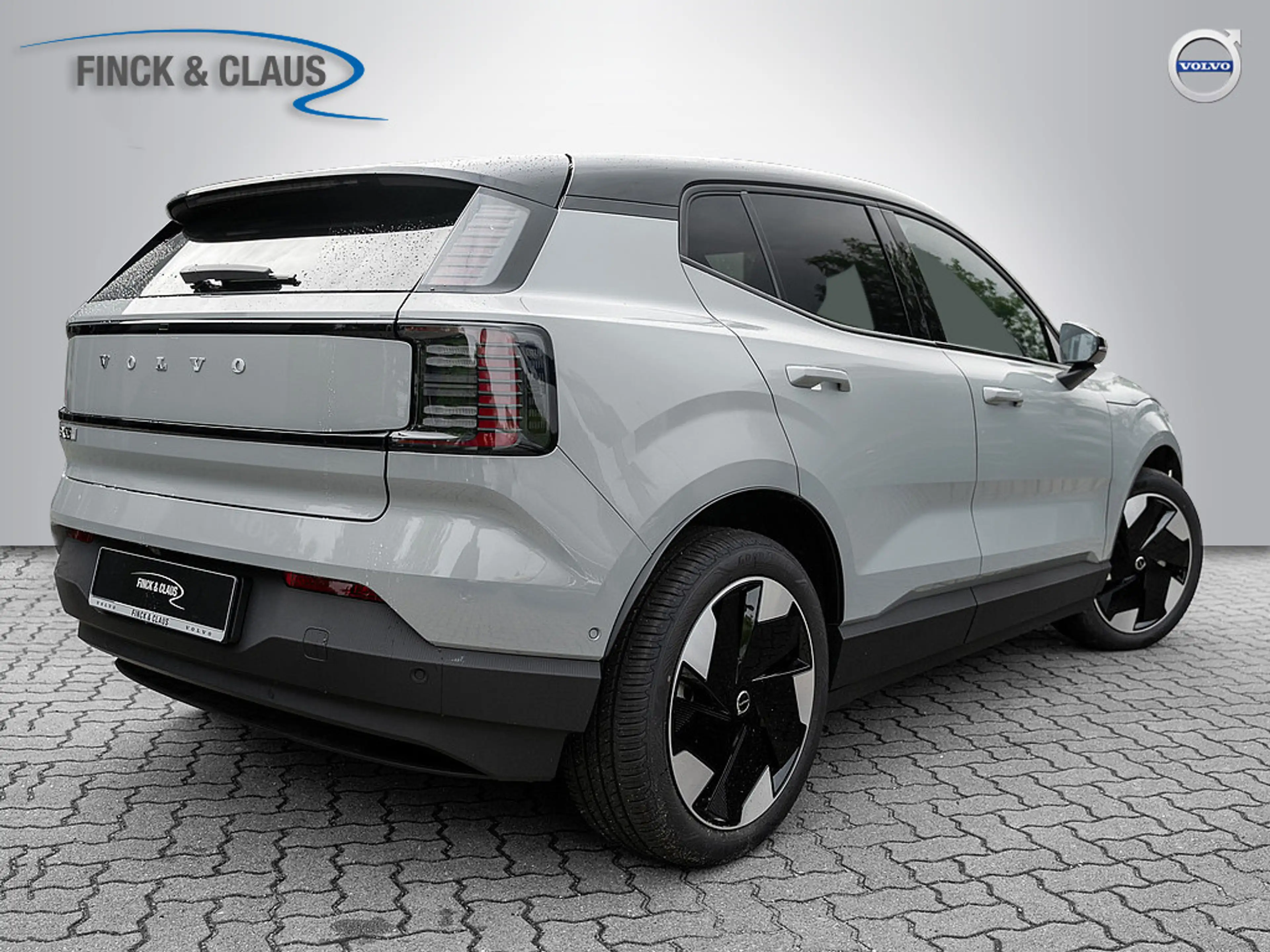 Volvo EX30 Extended Range Ultra 360° PANO LED ACC — photo 3