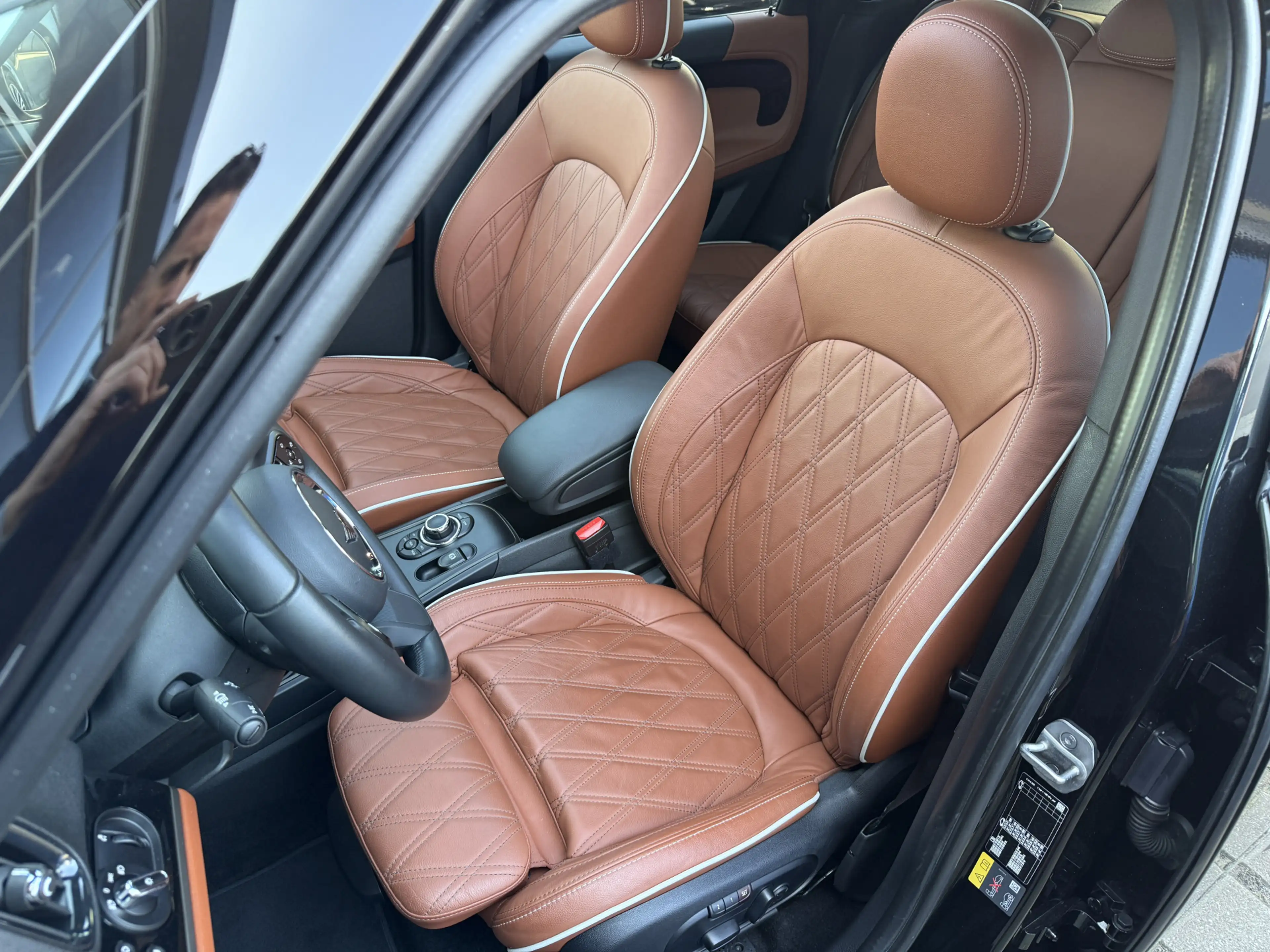 MINI Cooper SE Countryman 2.0 ALL4 Leder/Pano/Camera/Apple — photo 8