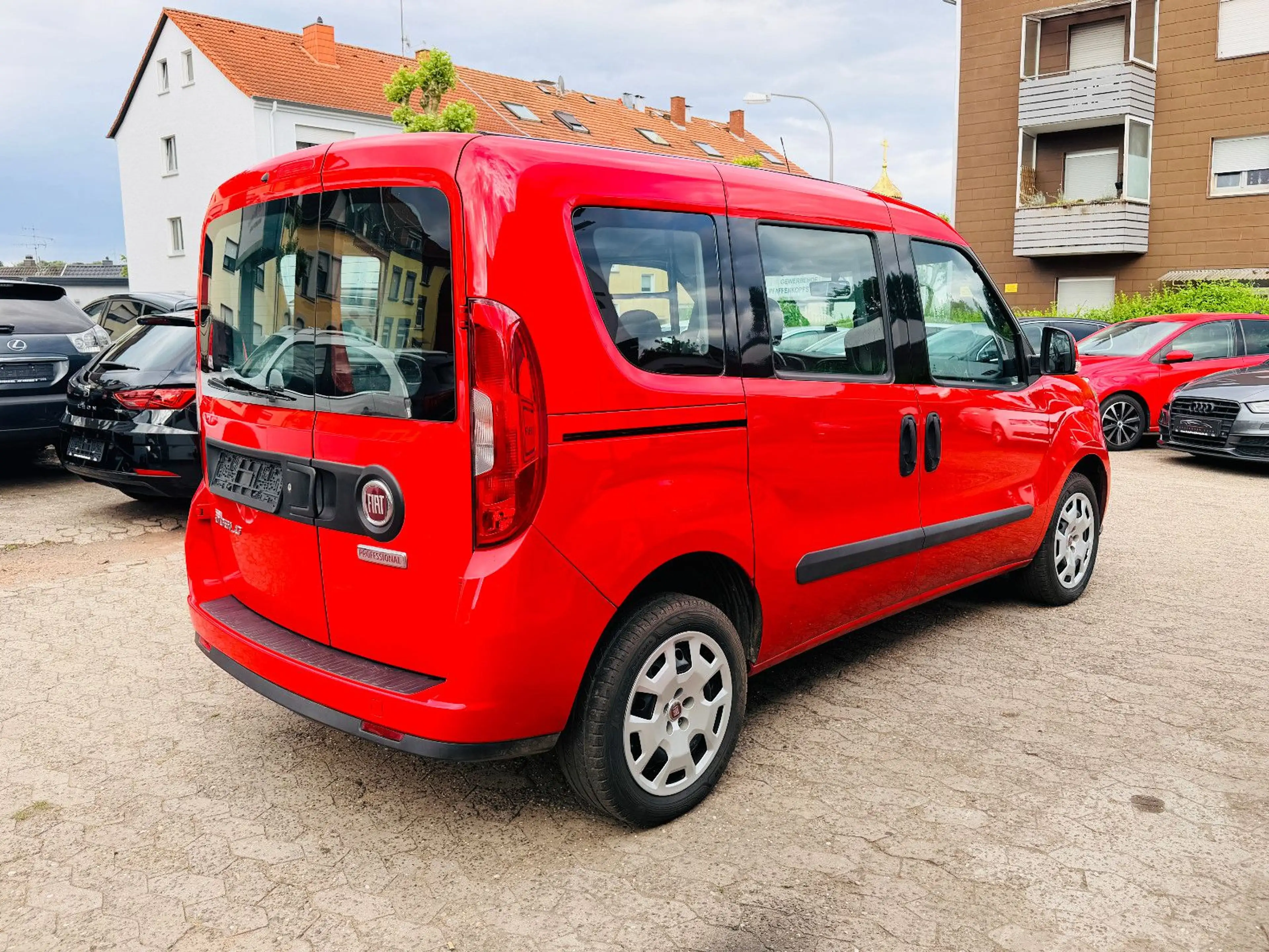 Fiat Doblo 1.6 JTDM Lounge 1.Hand Navi Klimaanlage — photo 6