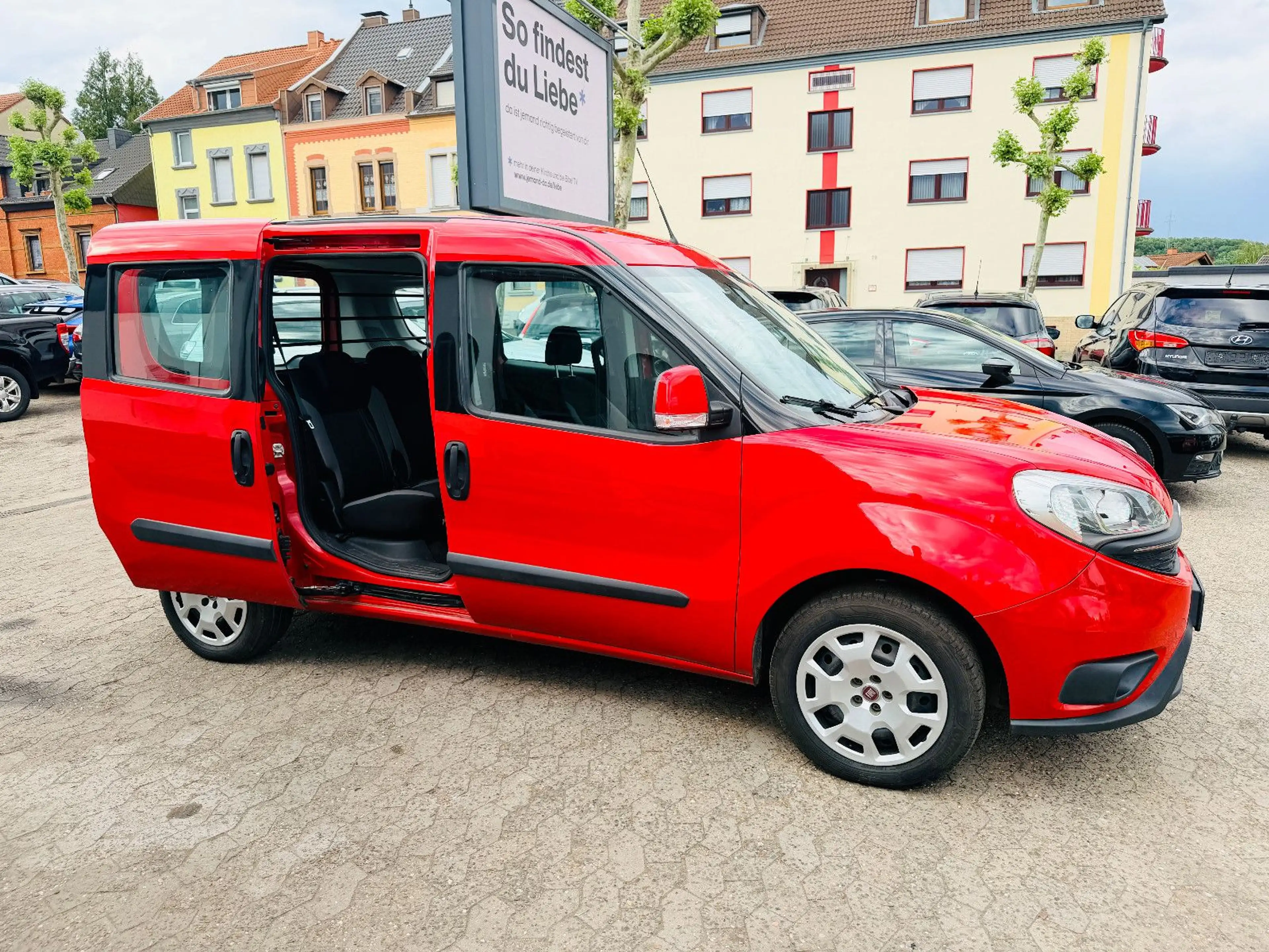 Fiat Doblo 1.6 JTDM Lounge 1.Hand Navi Klimaanlage — photo 12
