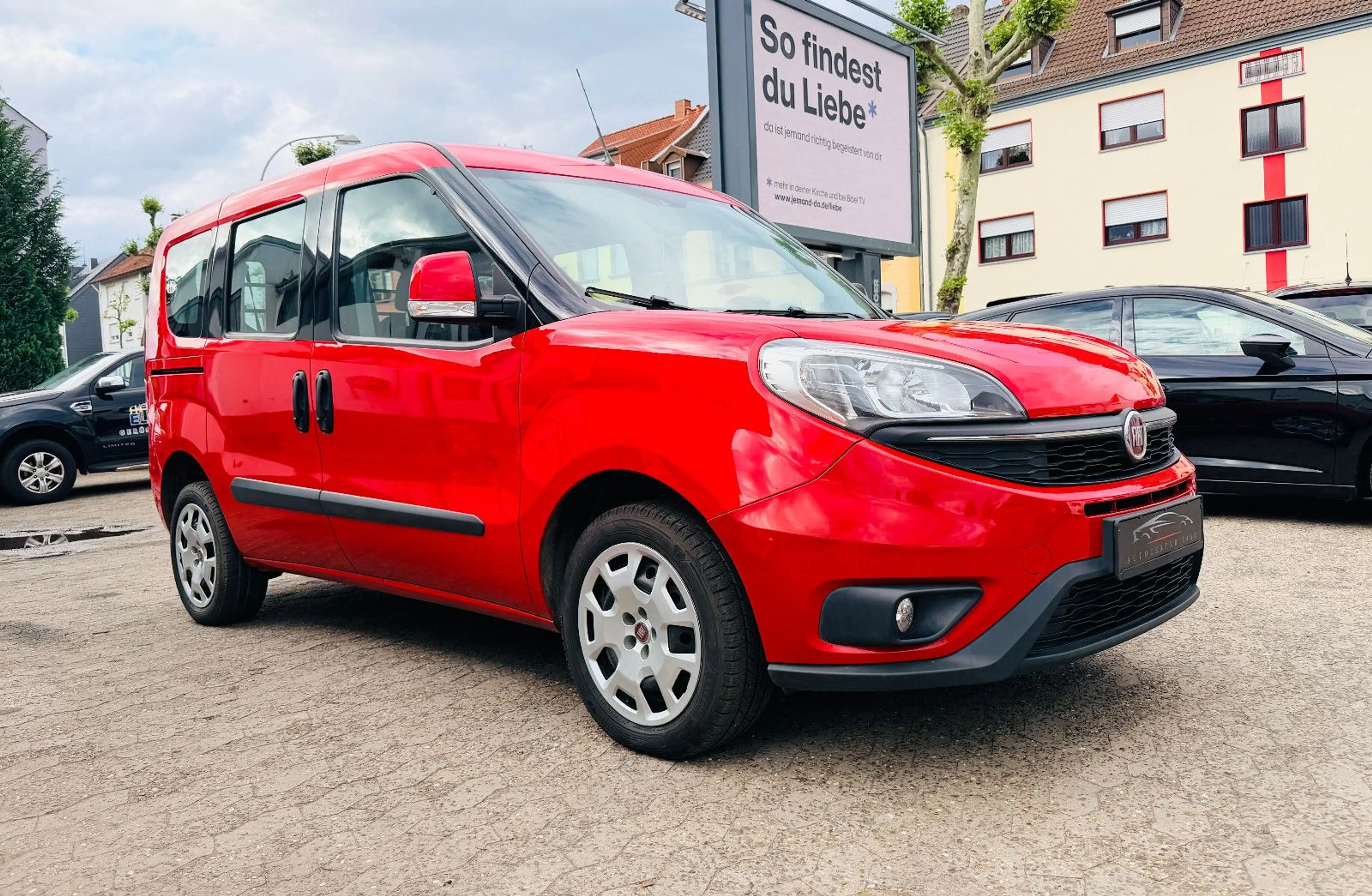 Fiat Doblo 1.6 JTDM Lounge 1.Hand Navi Klimaanlage