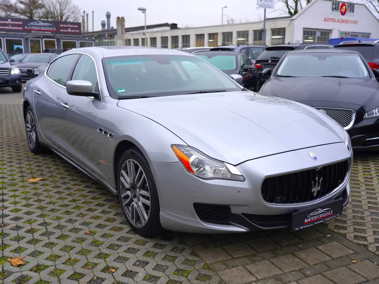 Maserati Quattroporte S Q4 F1*B&W~PANO~ILS~KESSY~R-CAM* Сірий - 1