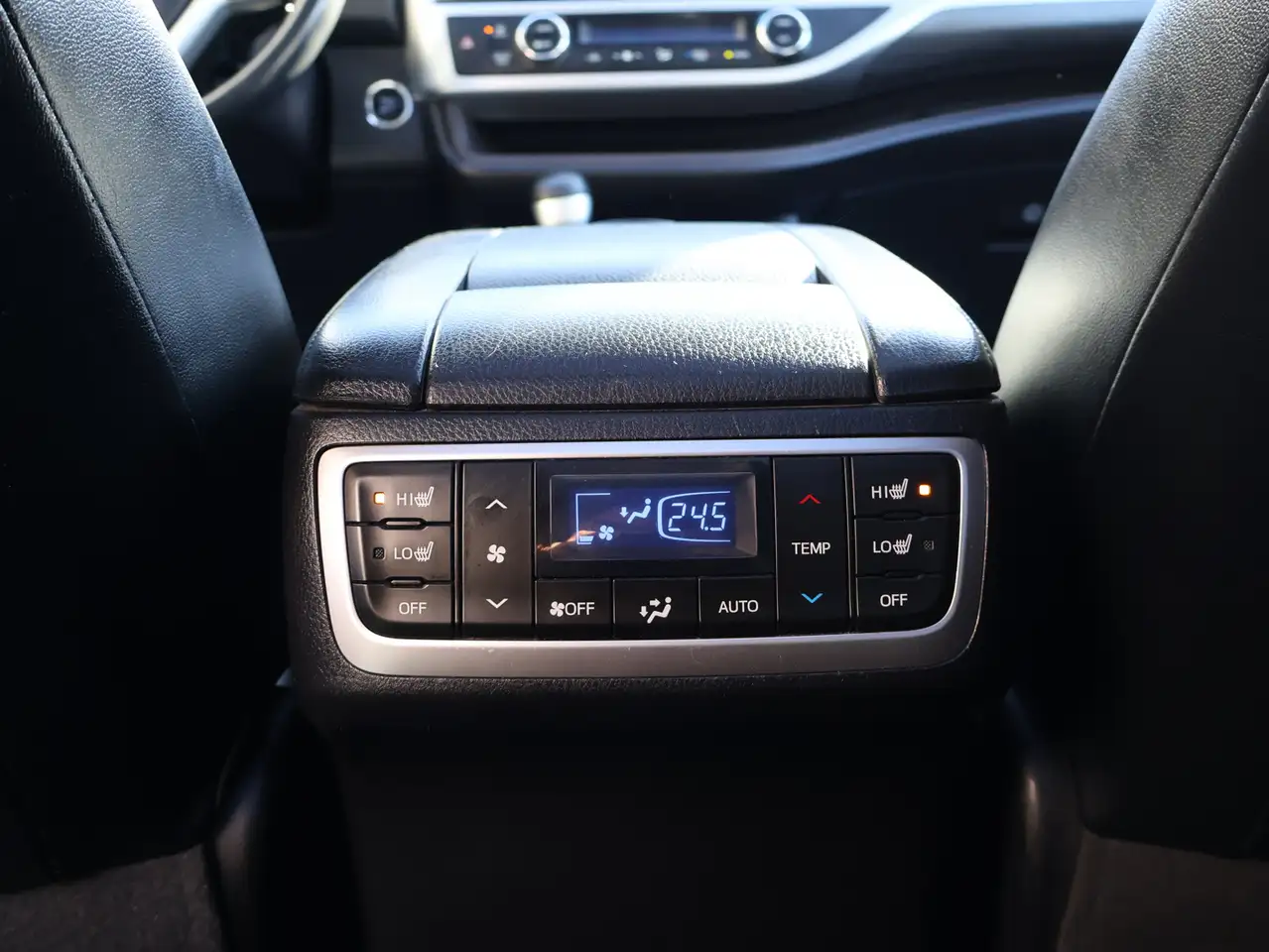Toyota Highlander снимка Toyota Highlander