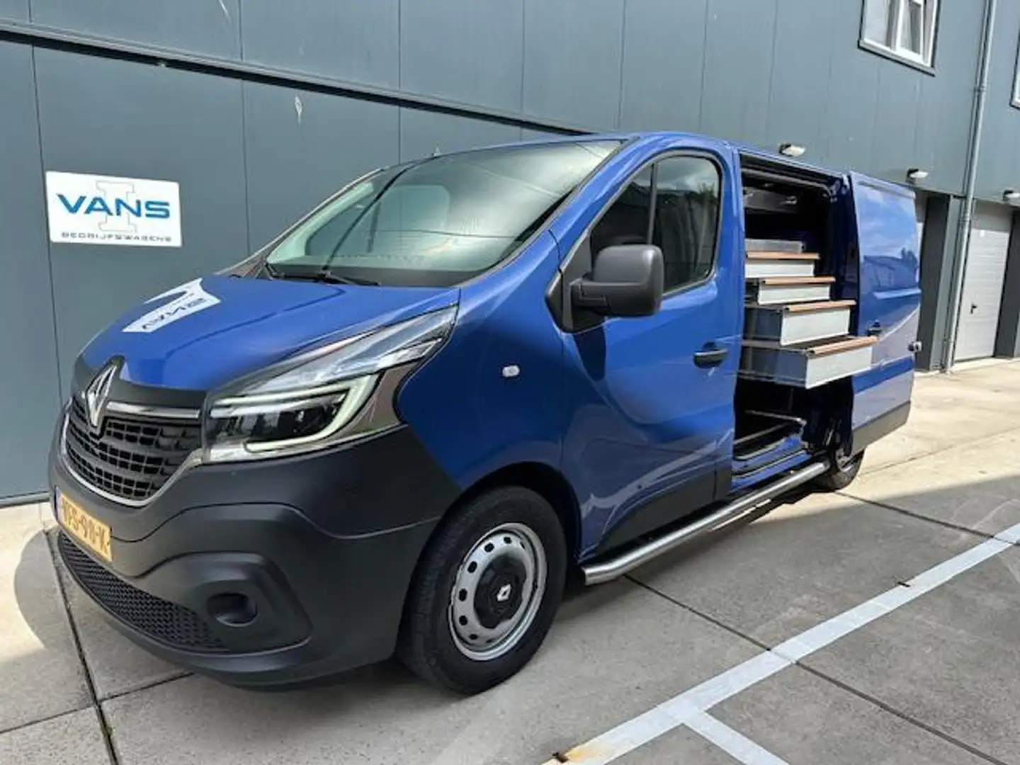 Renault Trafic 2.0 dCi 120 T29 L1H1 Comfort Montage Inr. Bleu - 2