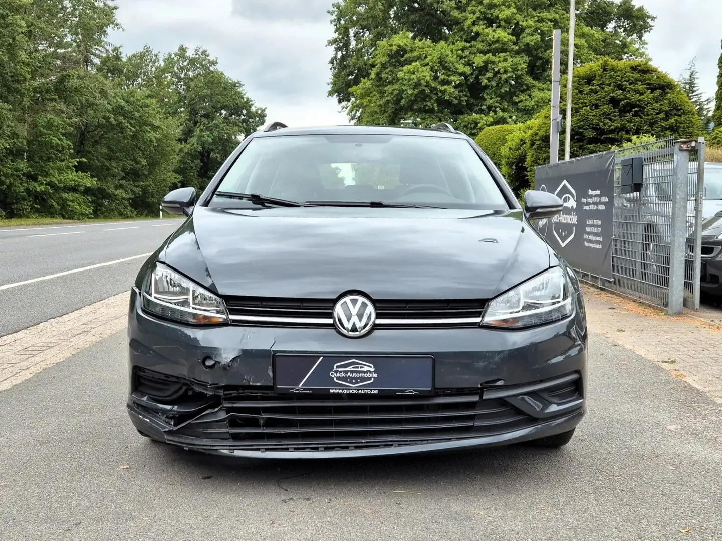 Volkswagen Golf VII Variant Trendline BMT |1.Hand|Klima| Gris - 2