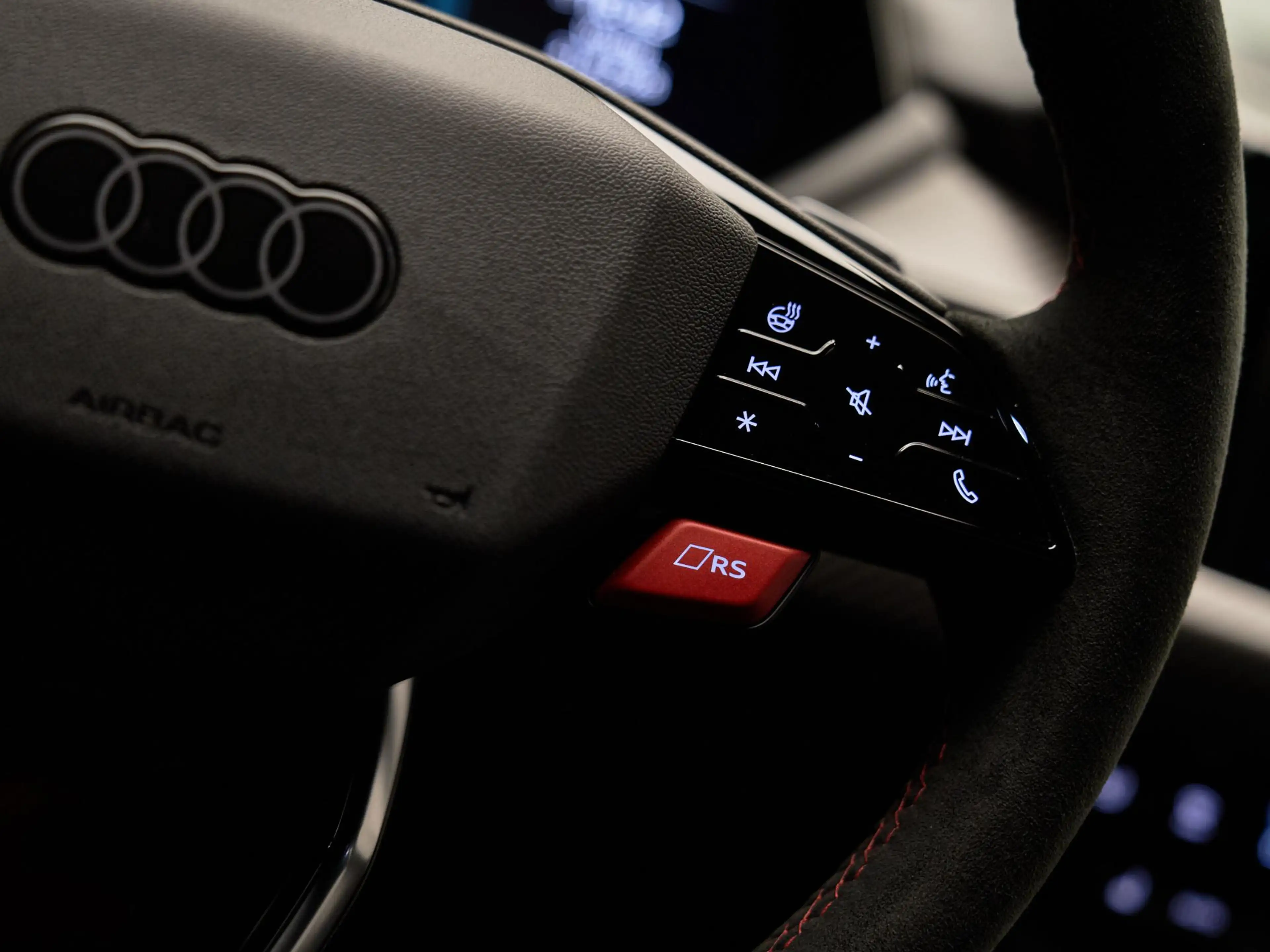 Audi RS e-tron GT , NP200k, carbon, ceramic, B&O, 4-wielbest, matrix — photo 22