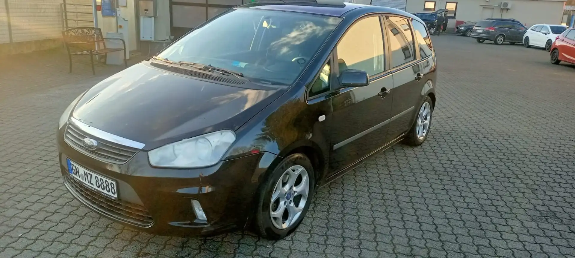 Ford C-Max C-Max 1.6 TDCi Style Schwarz - 2