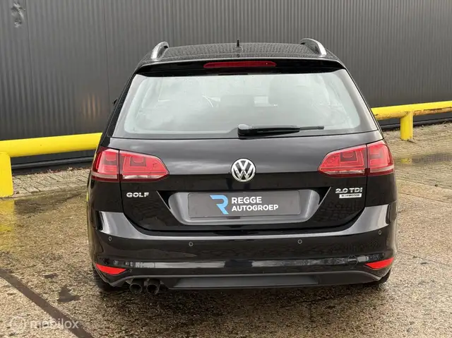 Volkswagen Golf view 8