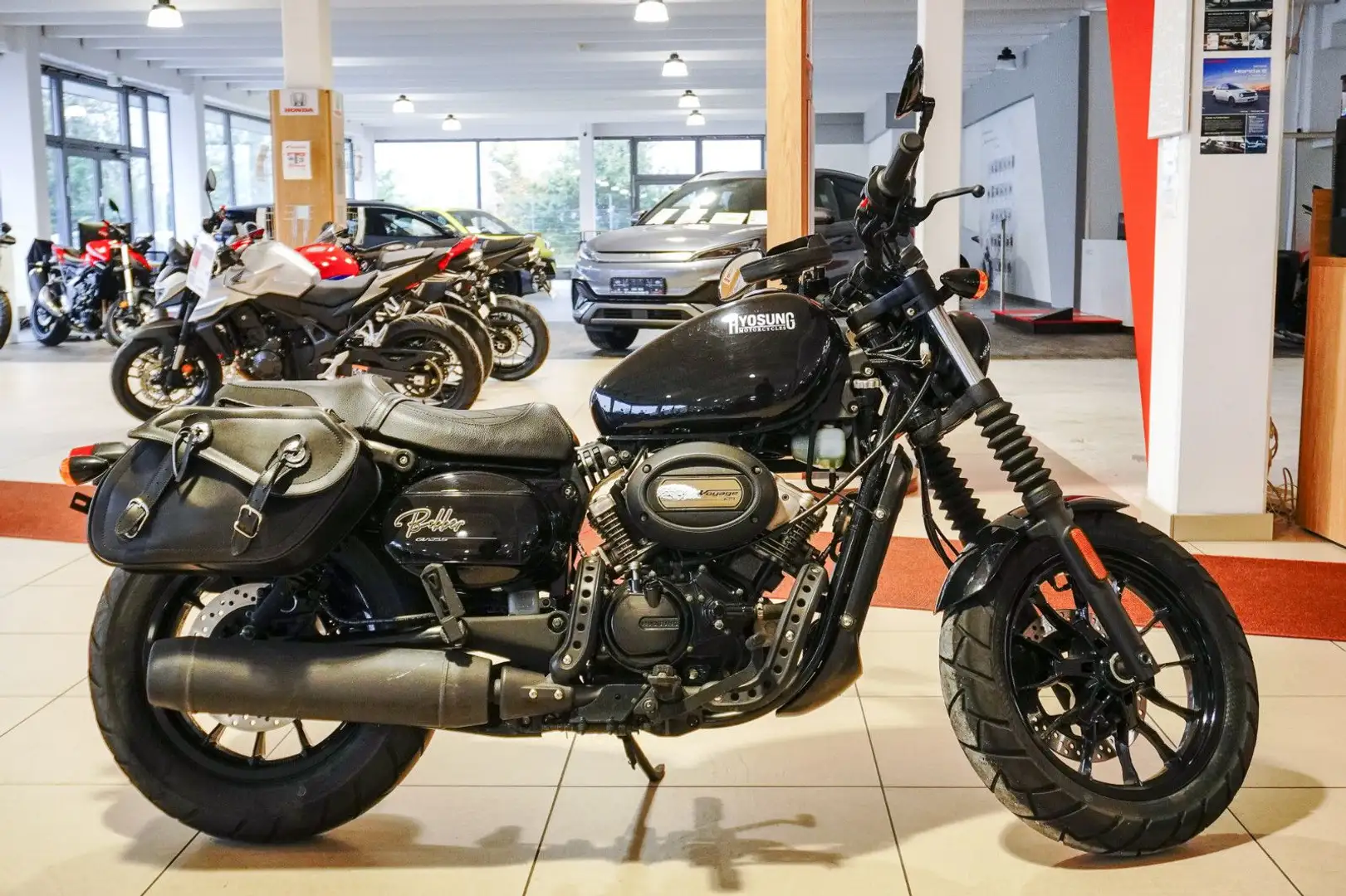 Hyosung GV 125 S Aquila Noir - 1