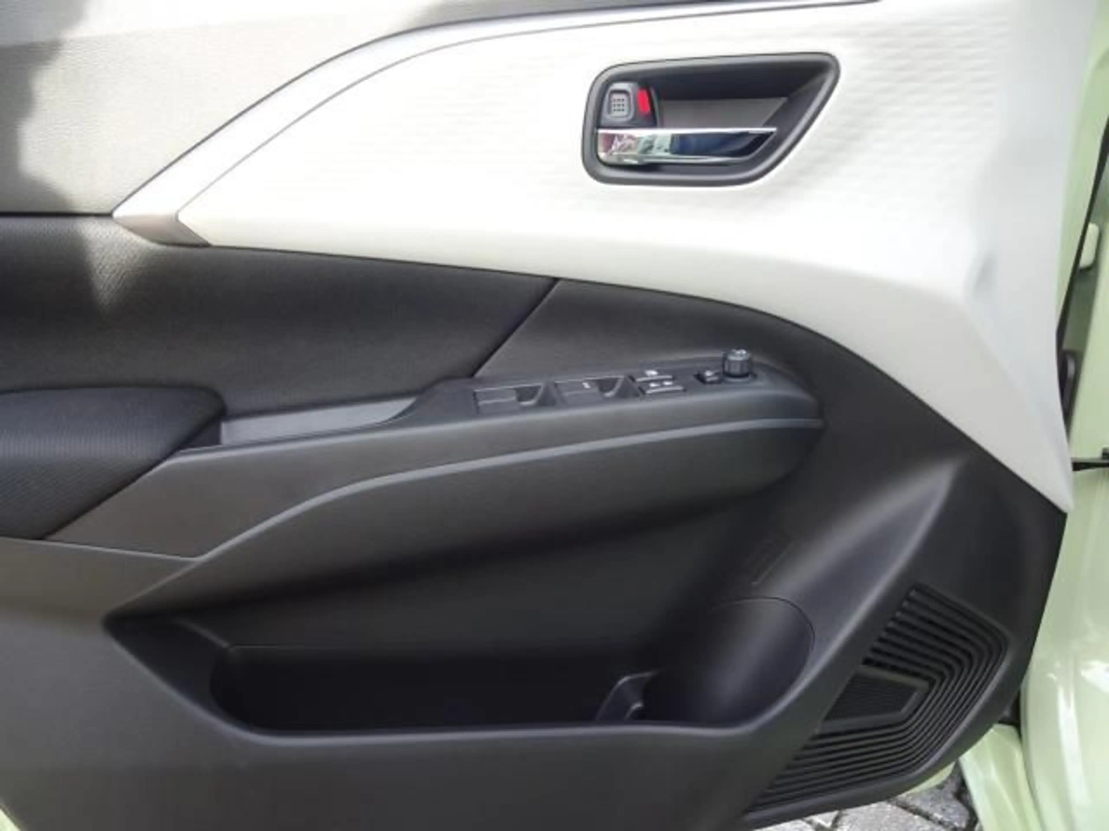 Suzuki Swift SWIFT 1.2 DUALJET CVT COMFORT+ AUTOMATIK NAVI — photo 13