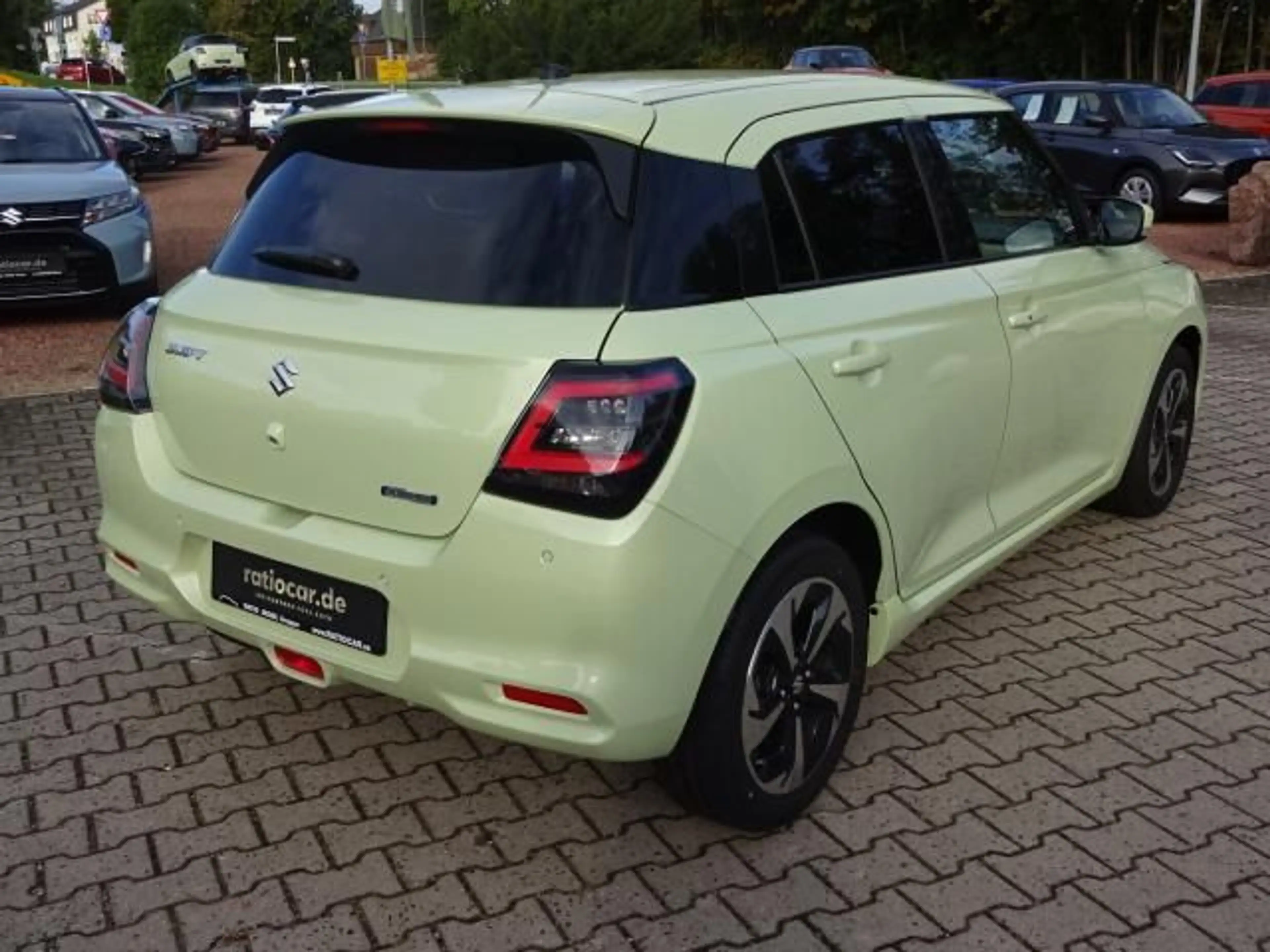 Suzuki Swift SWIFT 1.2 DUALJET CVT COMFORT+ AUTOMATIK NAVI — photo 5