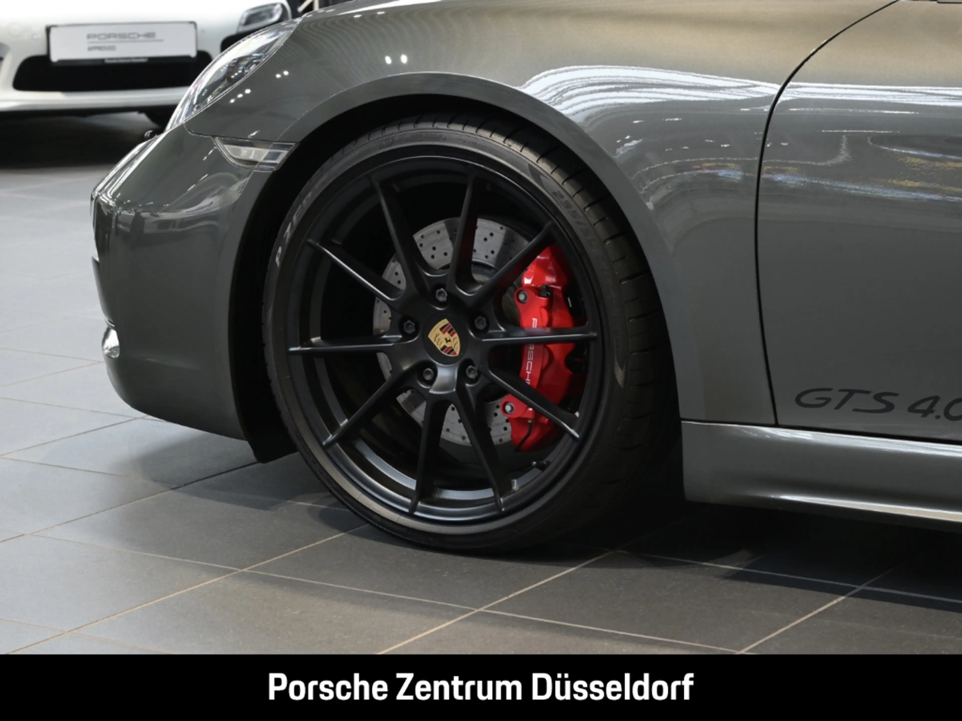 Porsche Boxster 718 GTS 4.0 — photo 9
