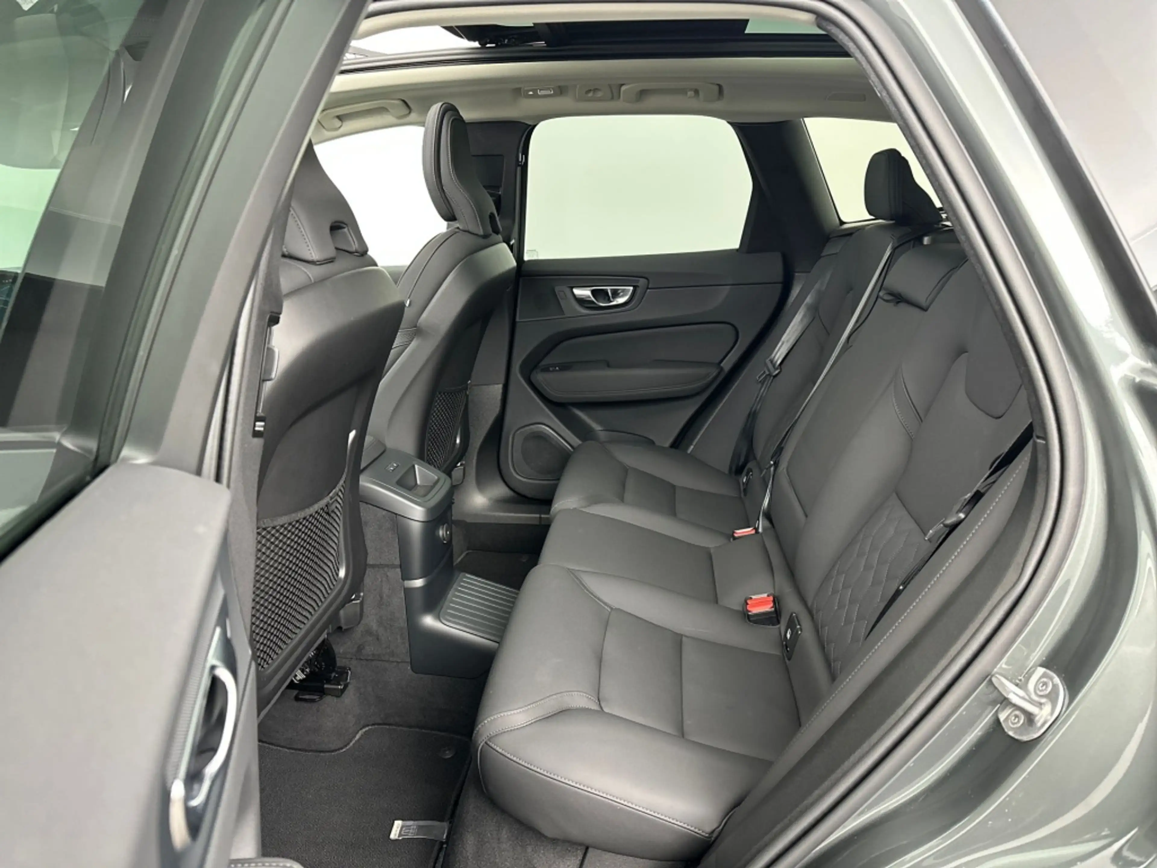 Volvo XC60 T6 398PK Recharge Ultra Dark| Luchtvering| 360Came — photo 20