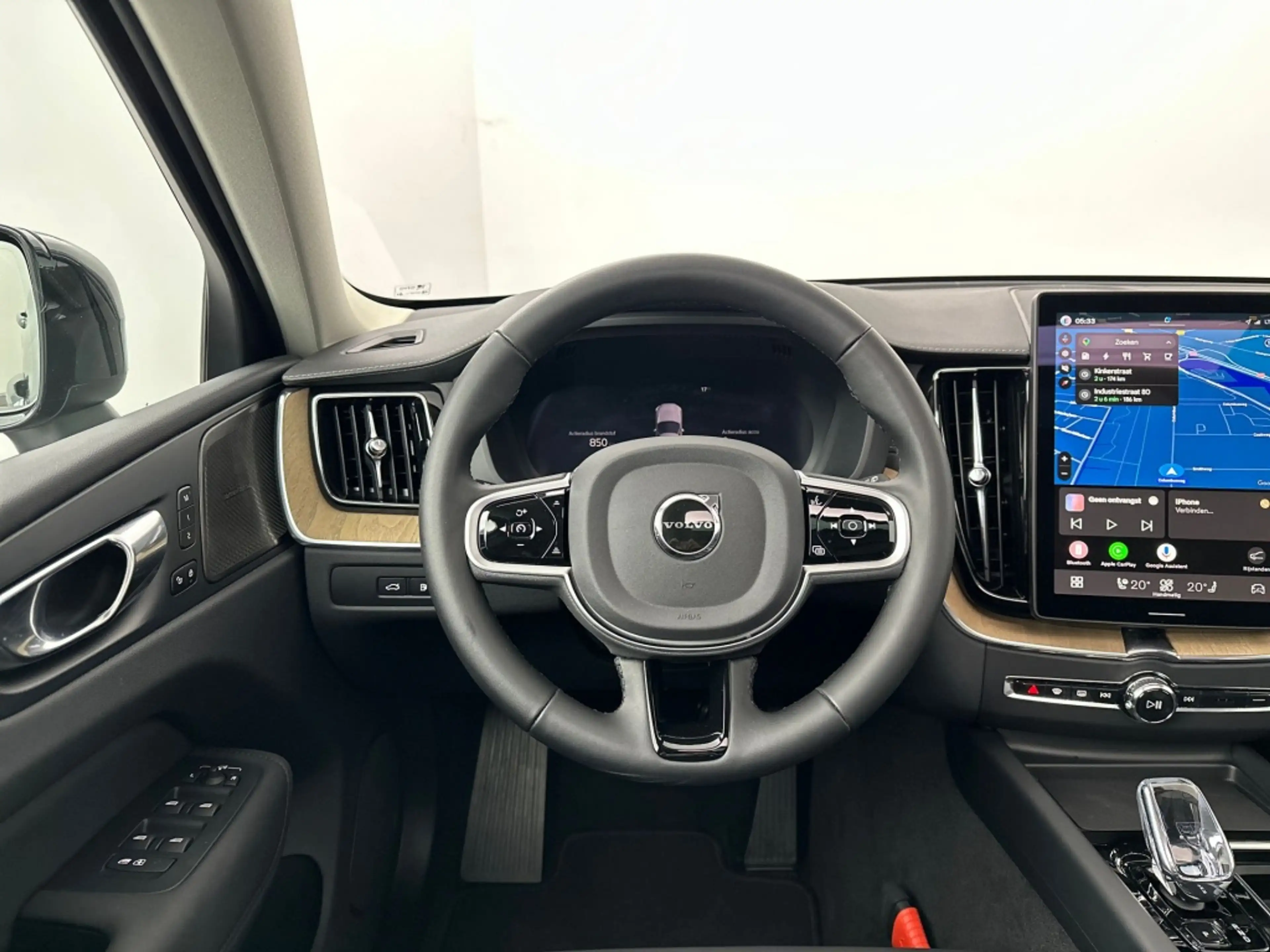 Volvo XC60 T6 398PK Recharge Ultra Dark| Luchtvering| 360Came — photo 29