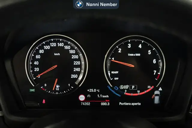 BMW X1 view 9